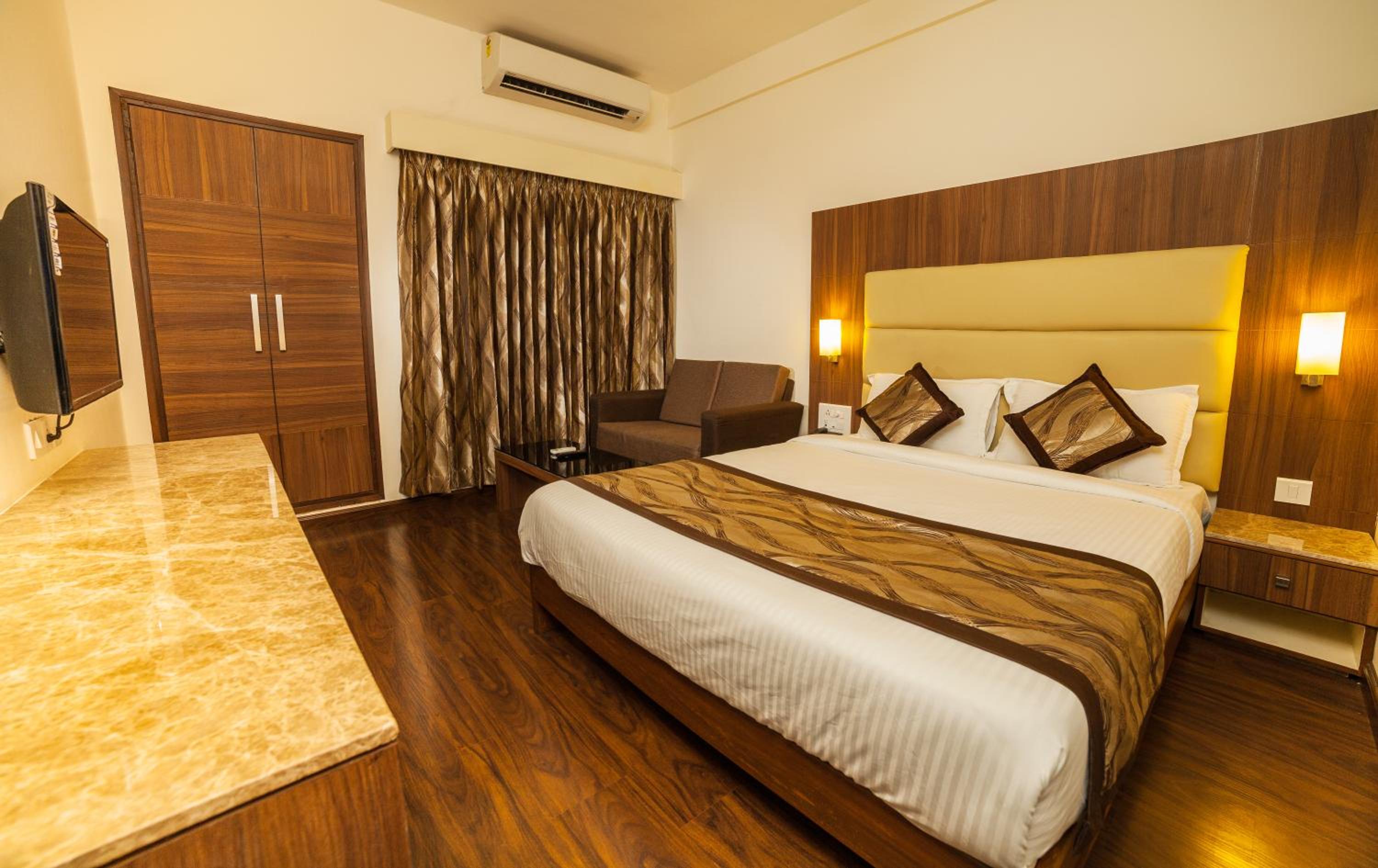 Executive Room