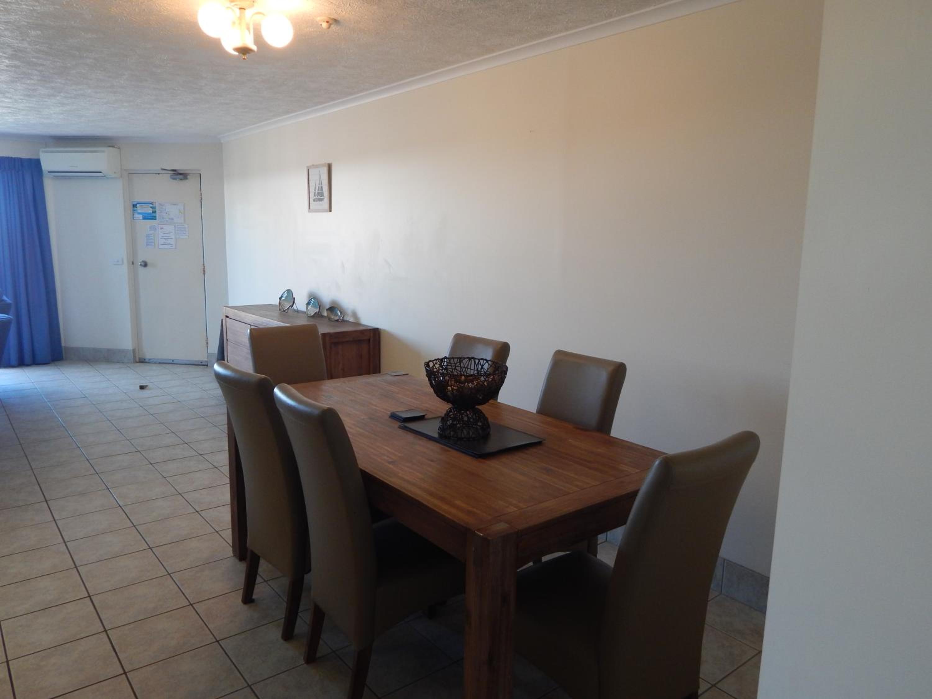 Standard Two-Bedroom Apartment with Balcony photo 2