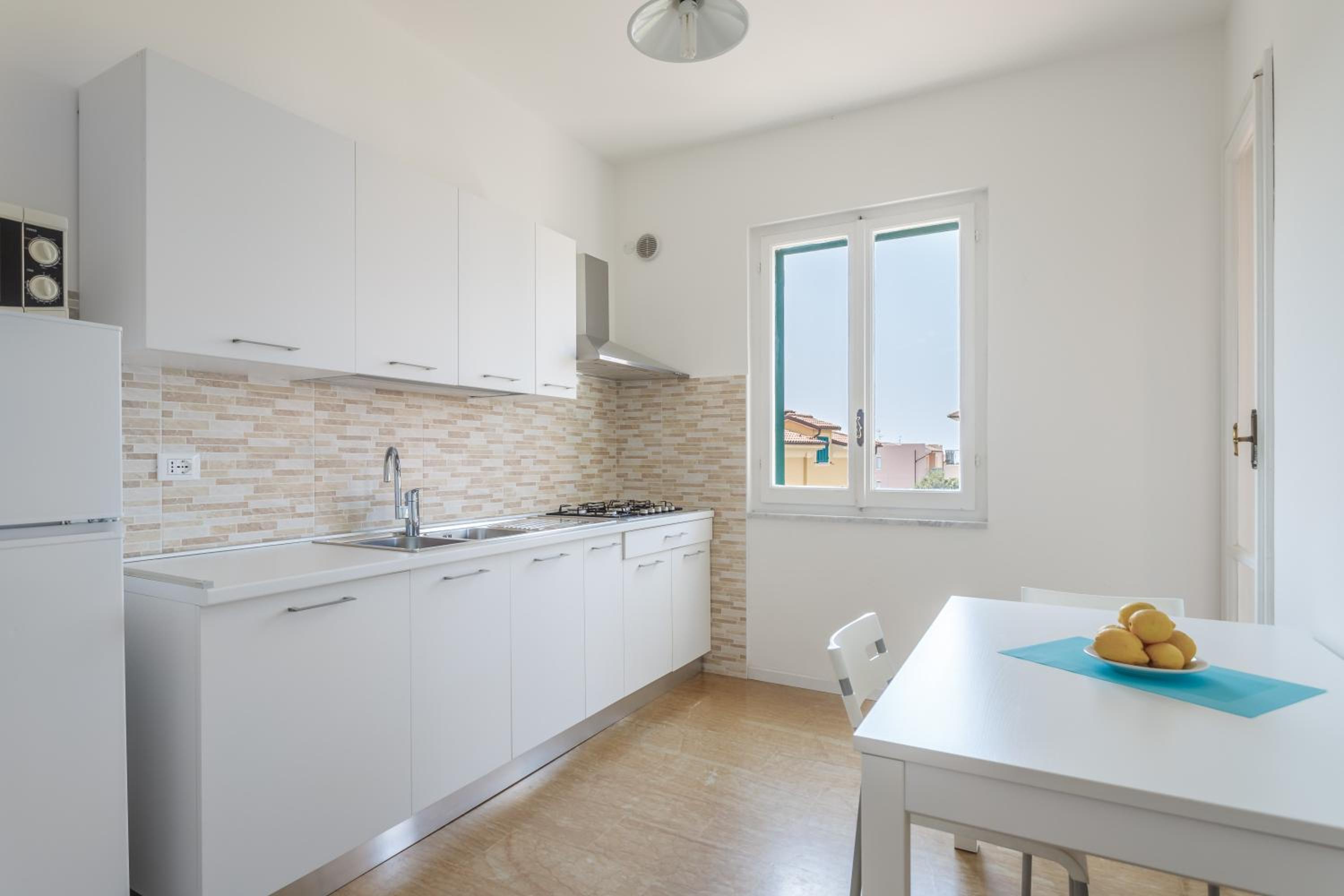 Two-Bedroom Apartment with Balcony photo 3