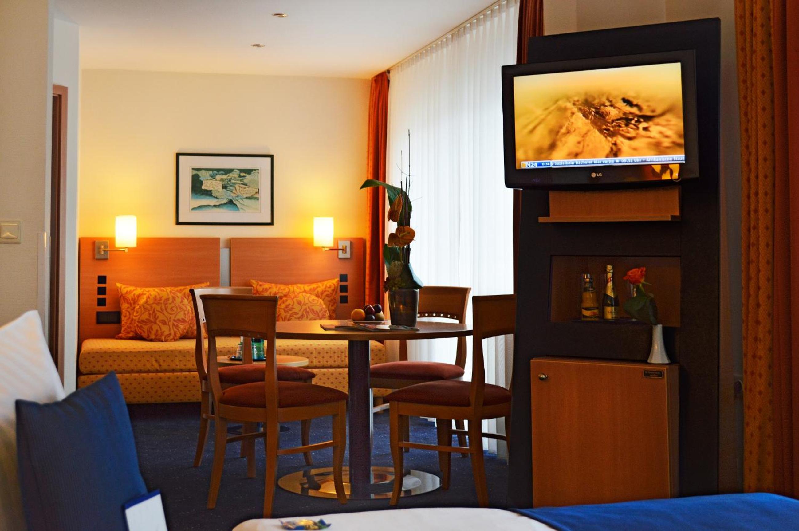 Junior Suite with Terrace - Photo 3