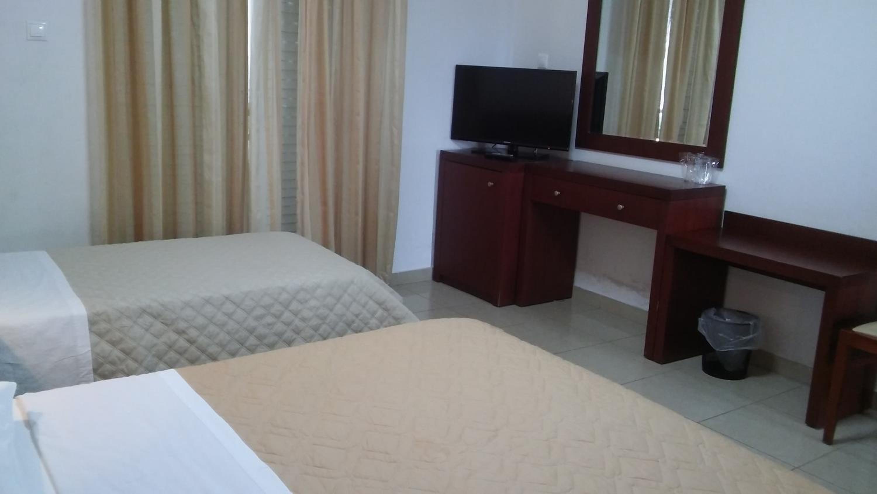 Triple Room photo 2