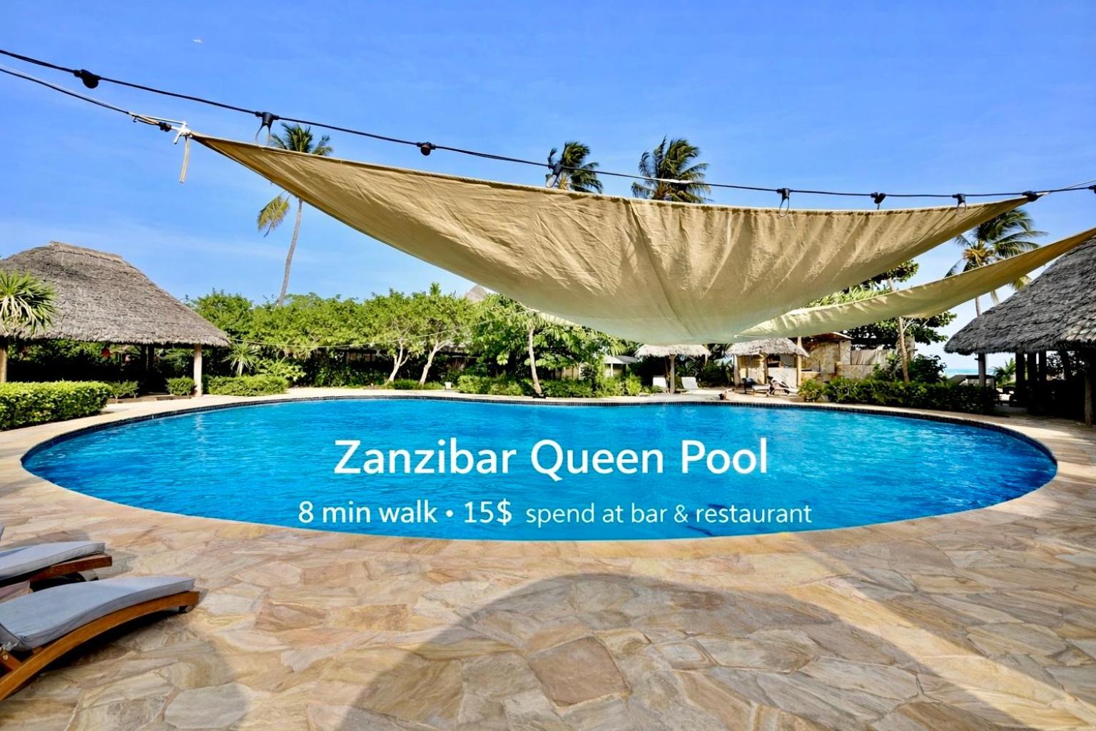 Deluxe Double Room with Side Sea View