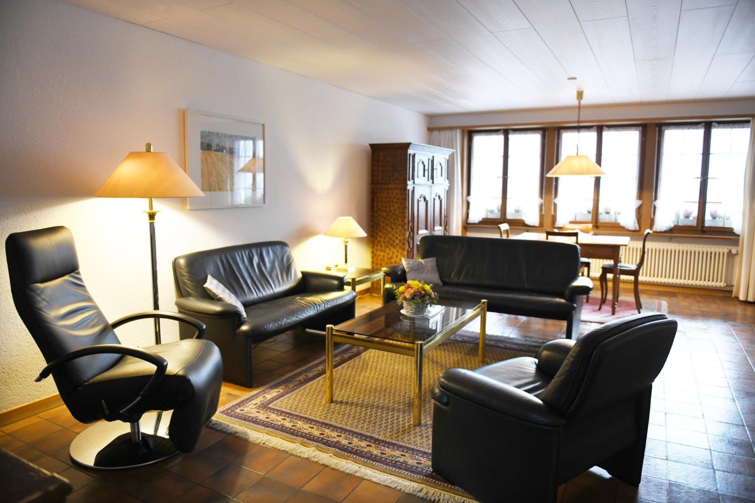 Three-Bedroom Apartment with Balcony photo 2