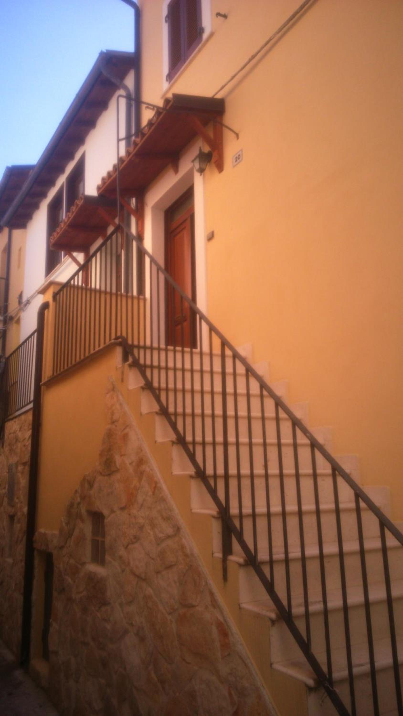 Three-Bedroom House photo 2