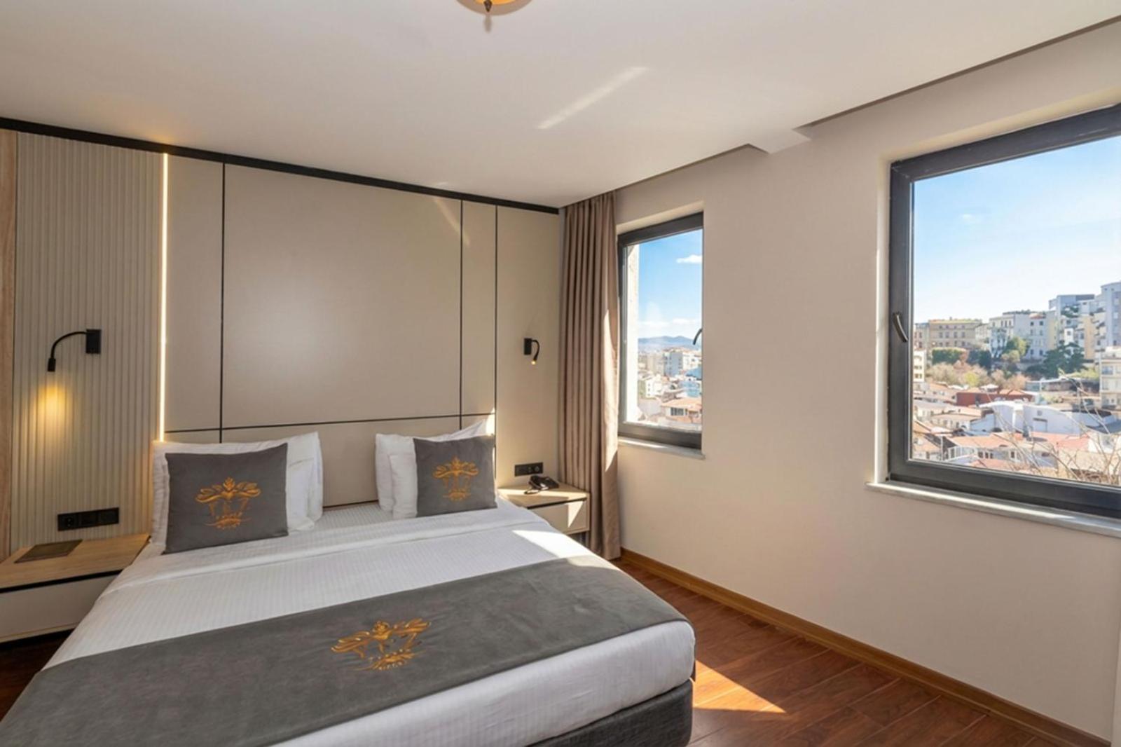 Deluxe Double Room with Sea View