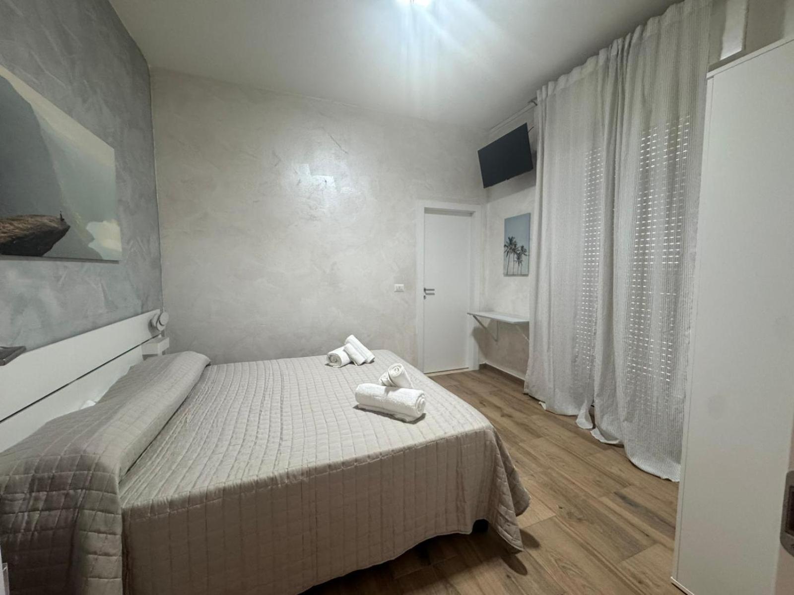 Double Room with Balcony - Annex