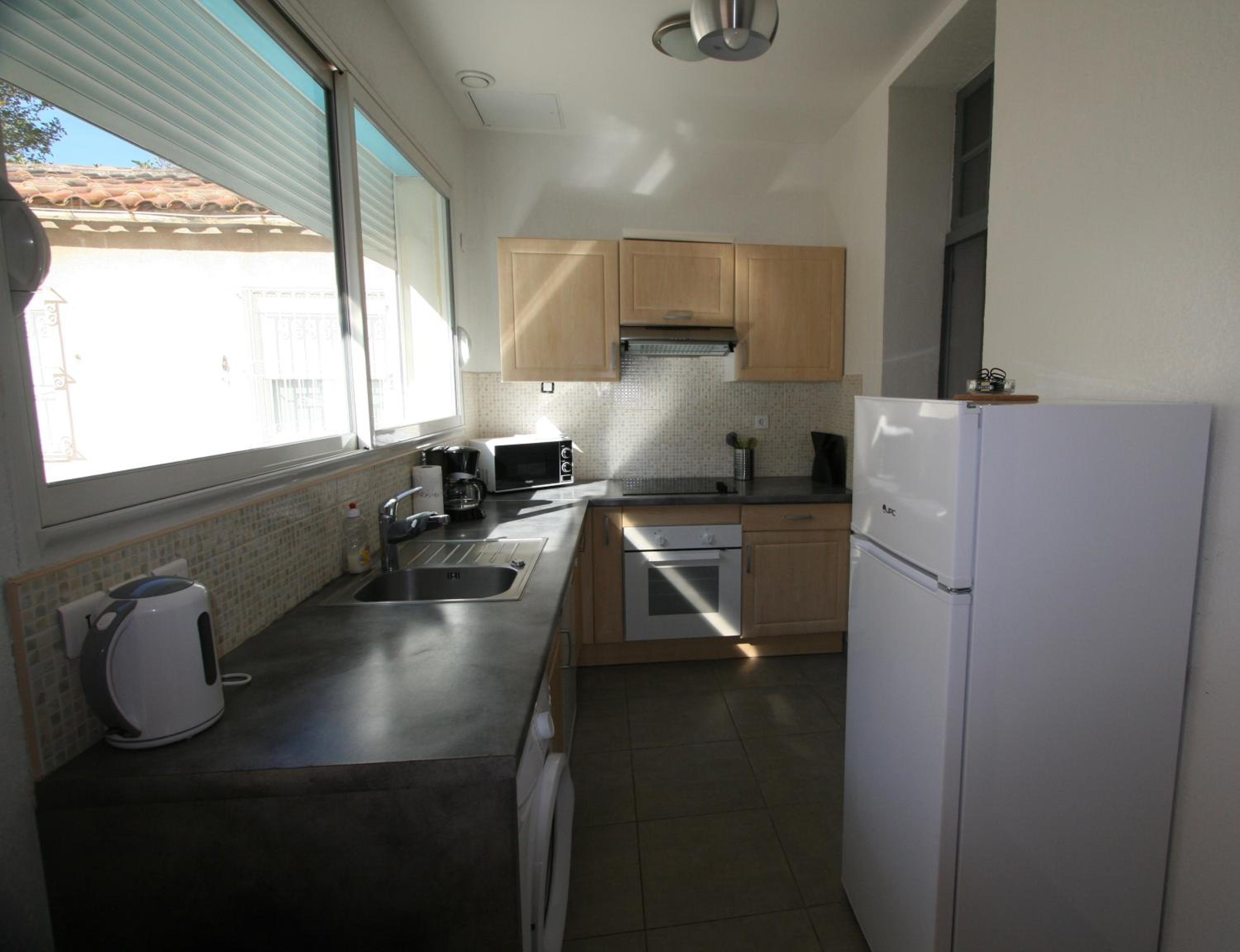Apartment - Ground Floor photo 2