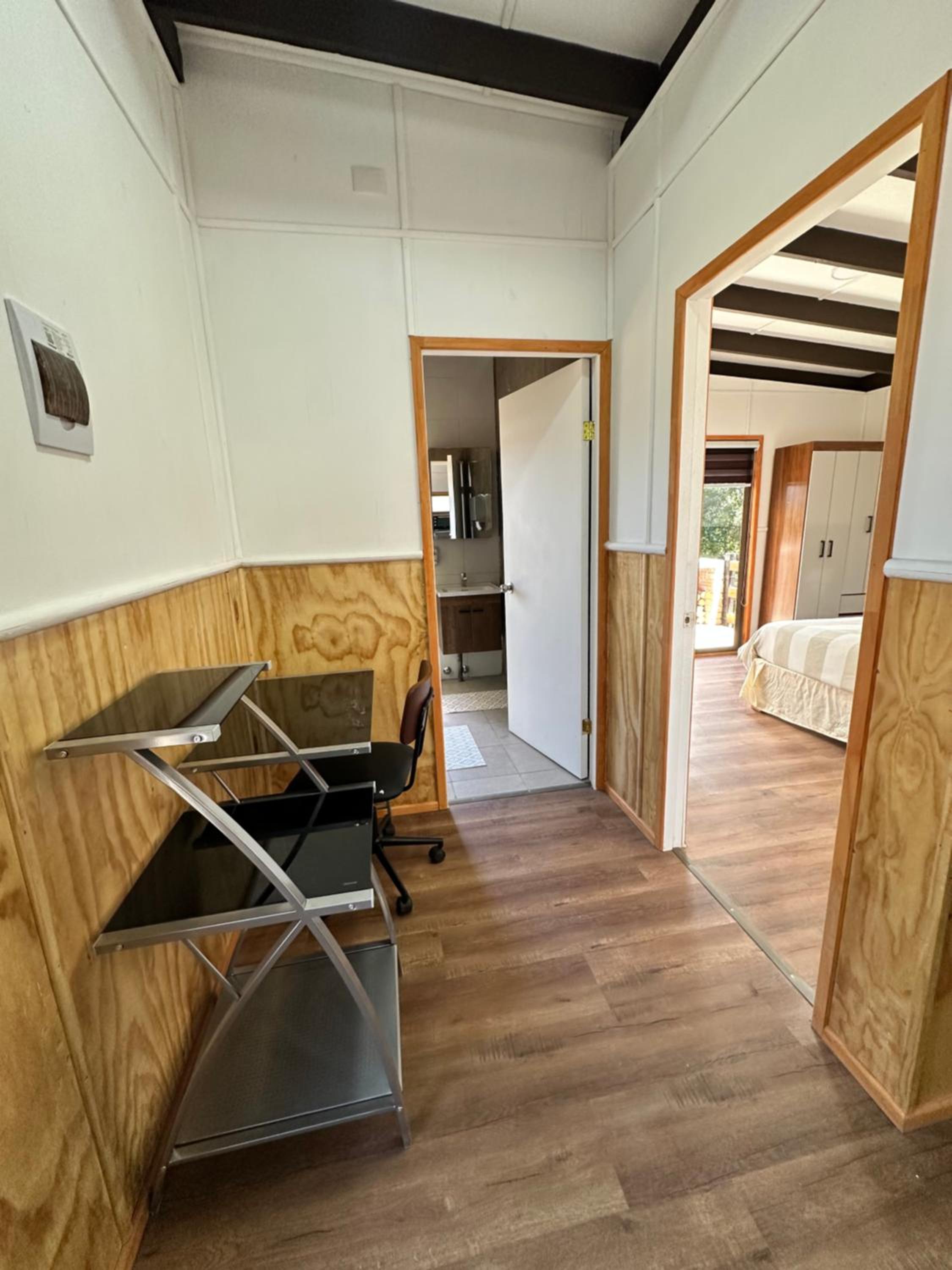 One-Bedroom House photo 3