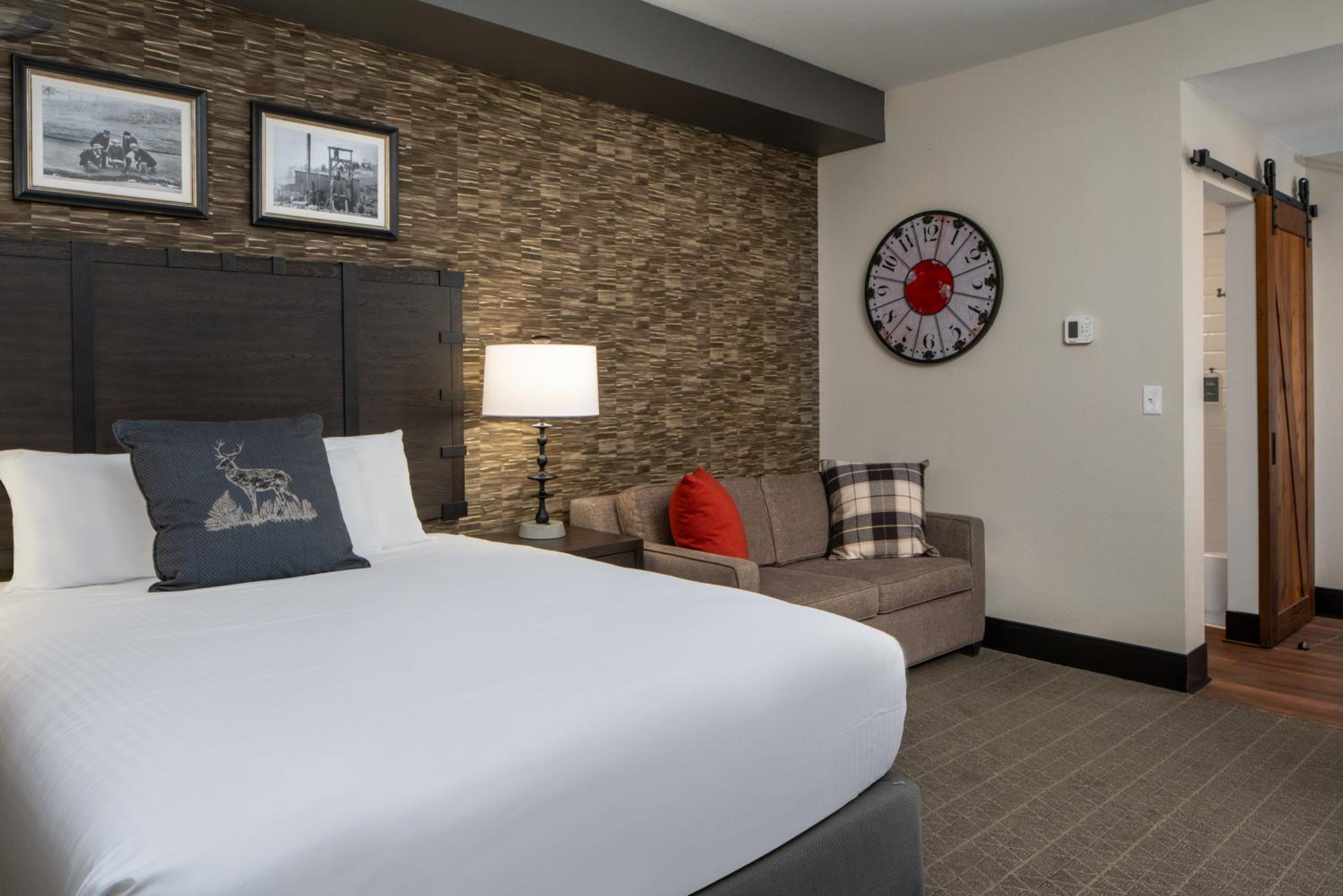 Deluxe Queen Room photo 1