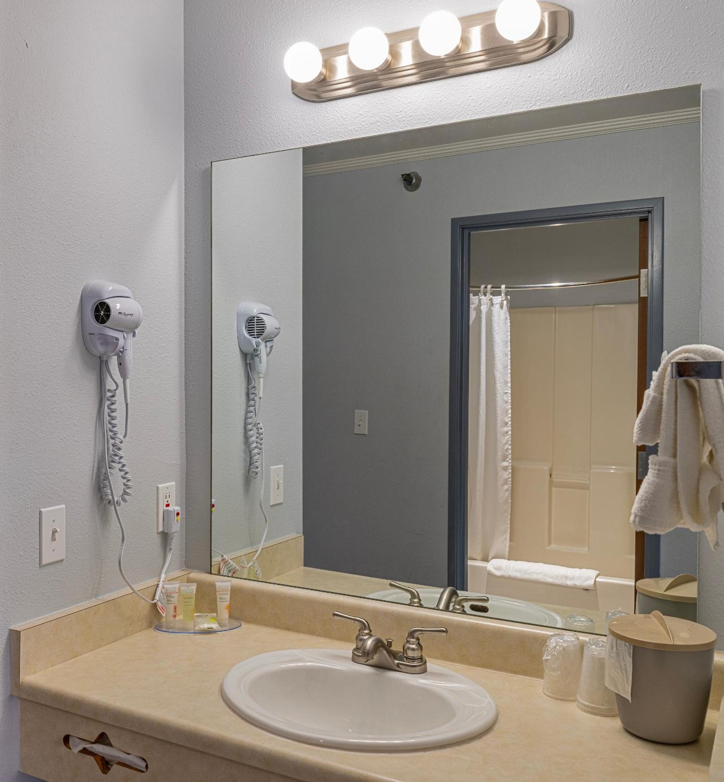 Deluxe Queen Room photo 3