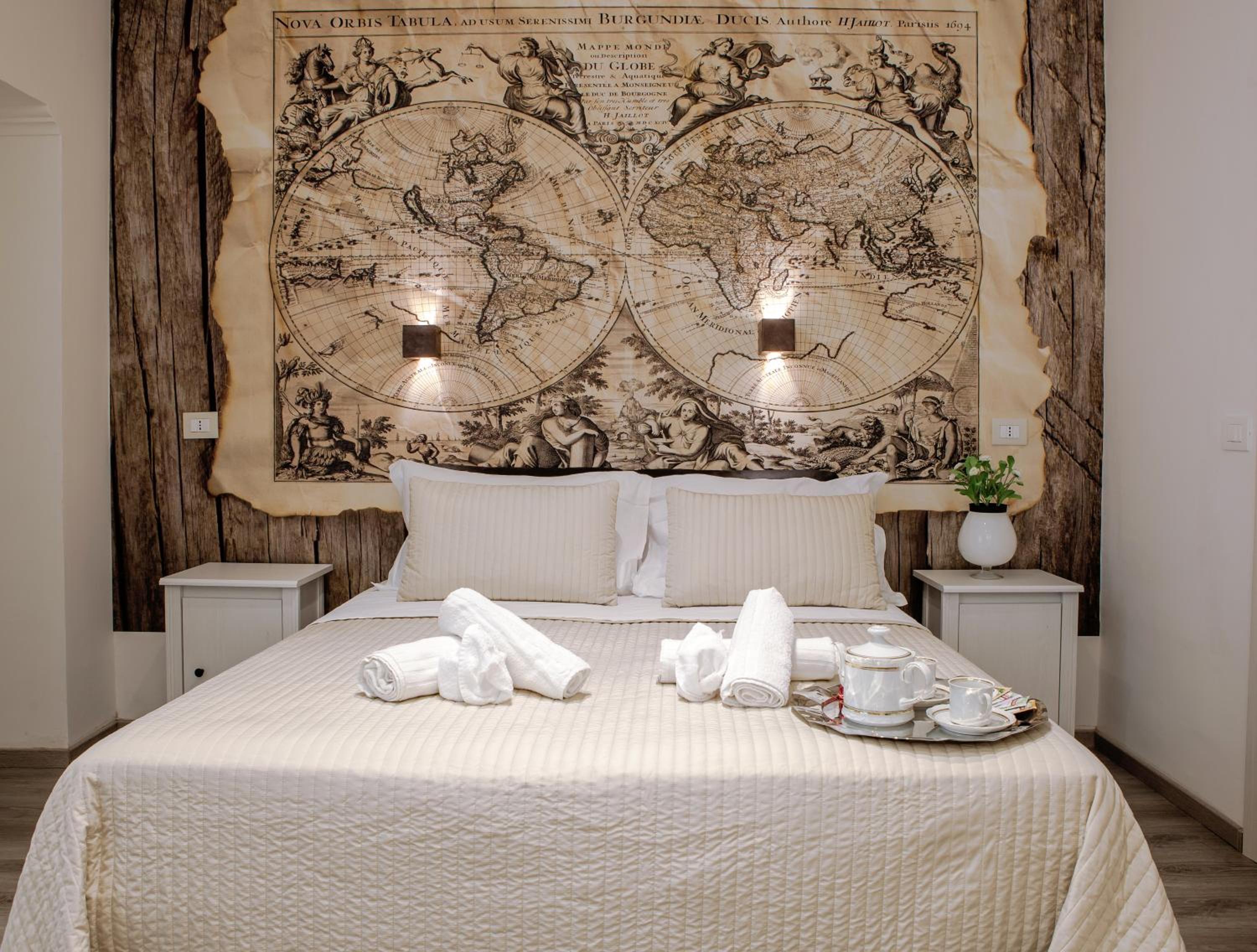 Double Room with Private Bathroom - Photo 15