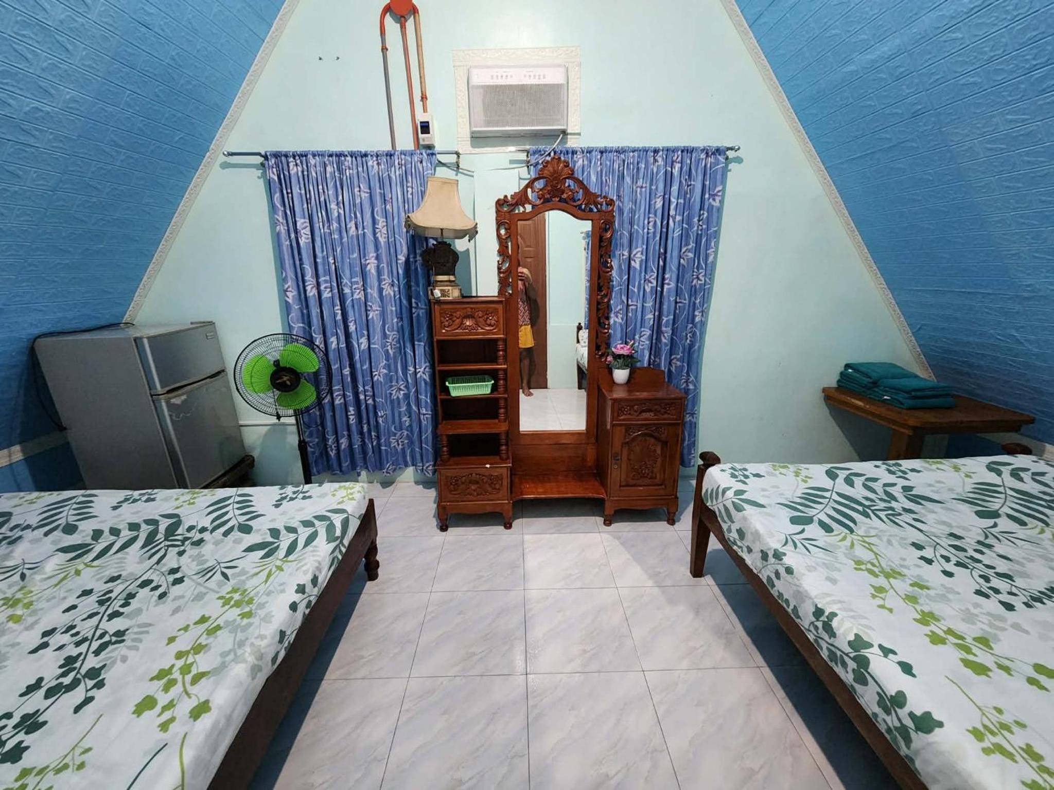 Double or Twin Room with Swimming Pool Access