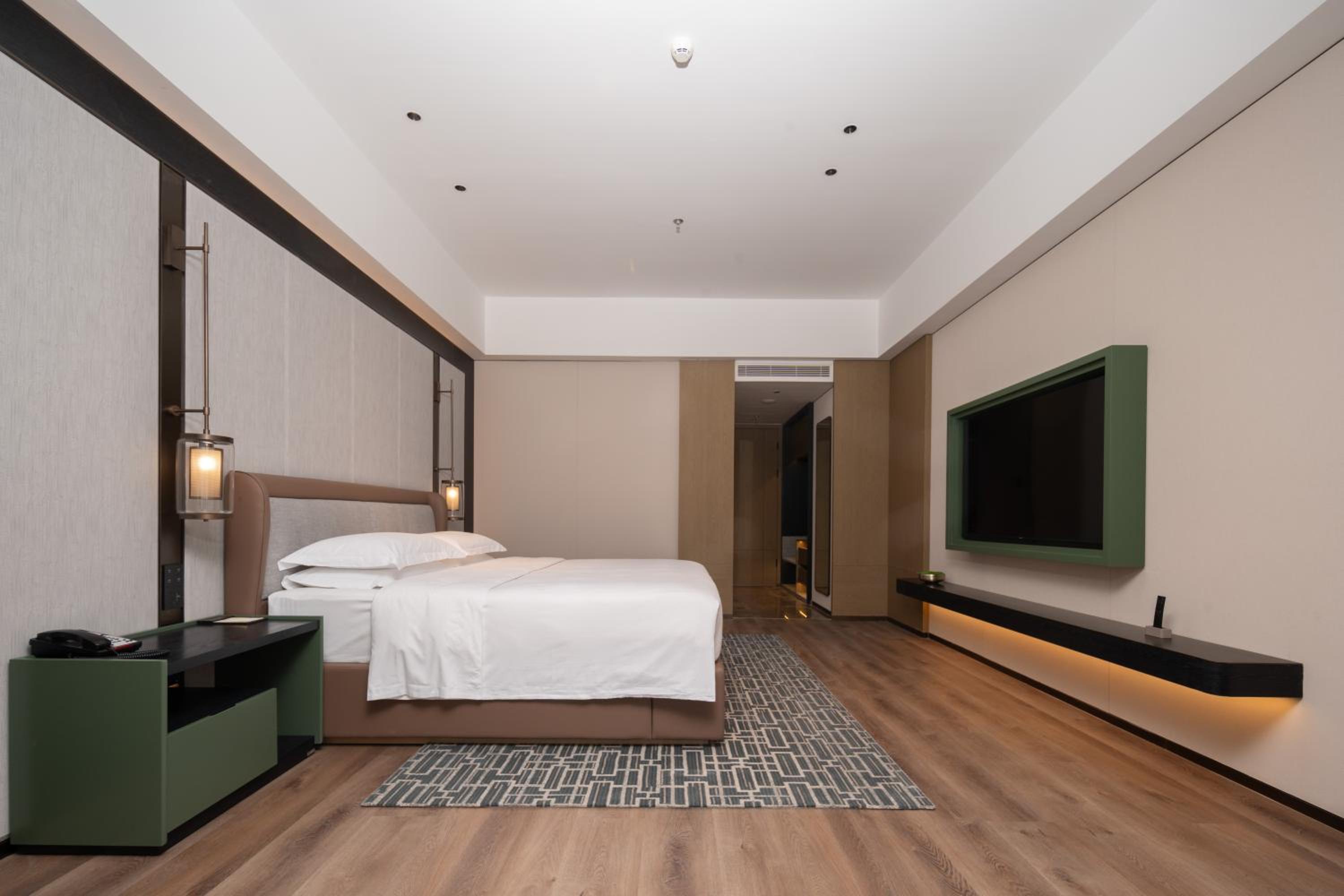 Deluxe Double or Twin Room photo 2