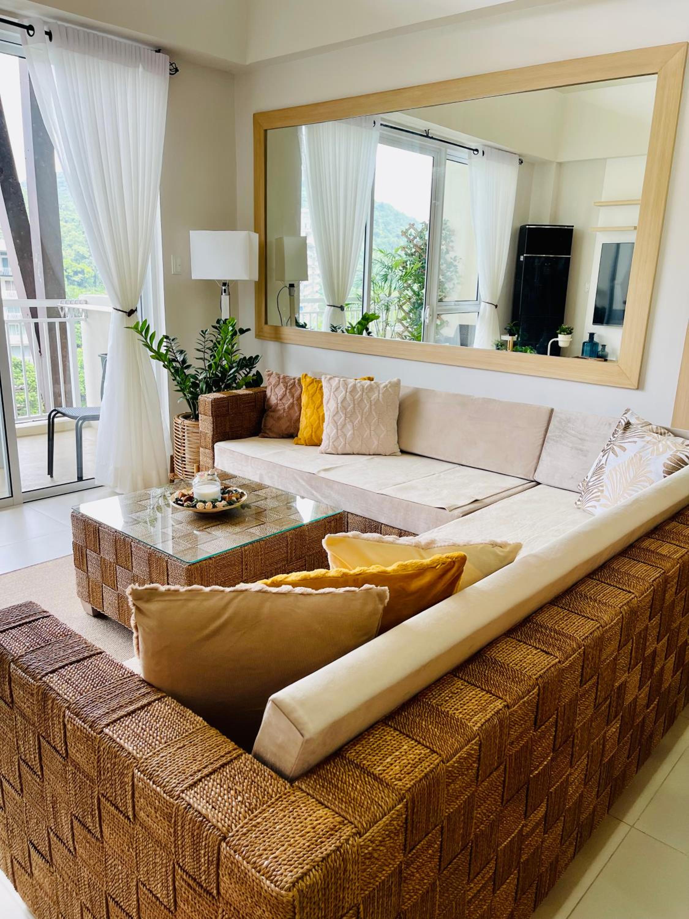 Family Room photo 3