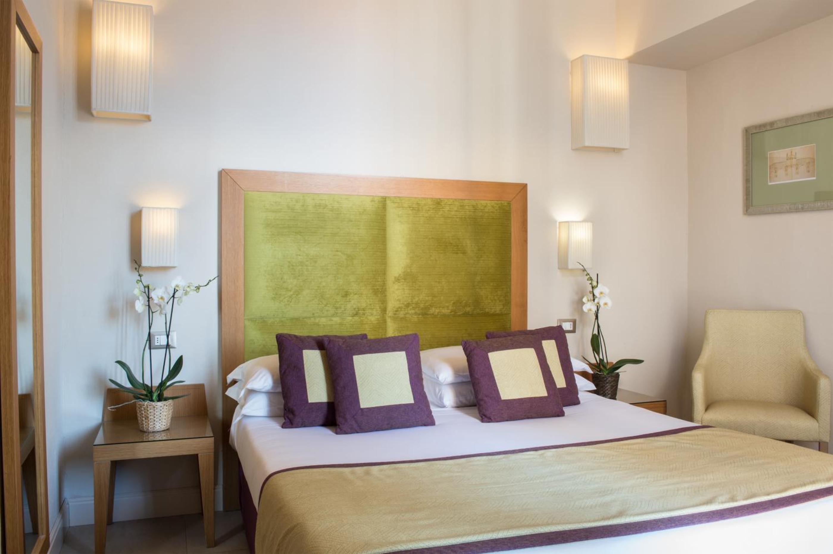 Economy Double Room photo 1