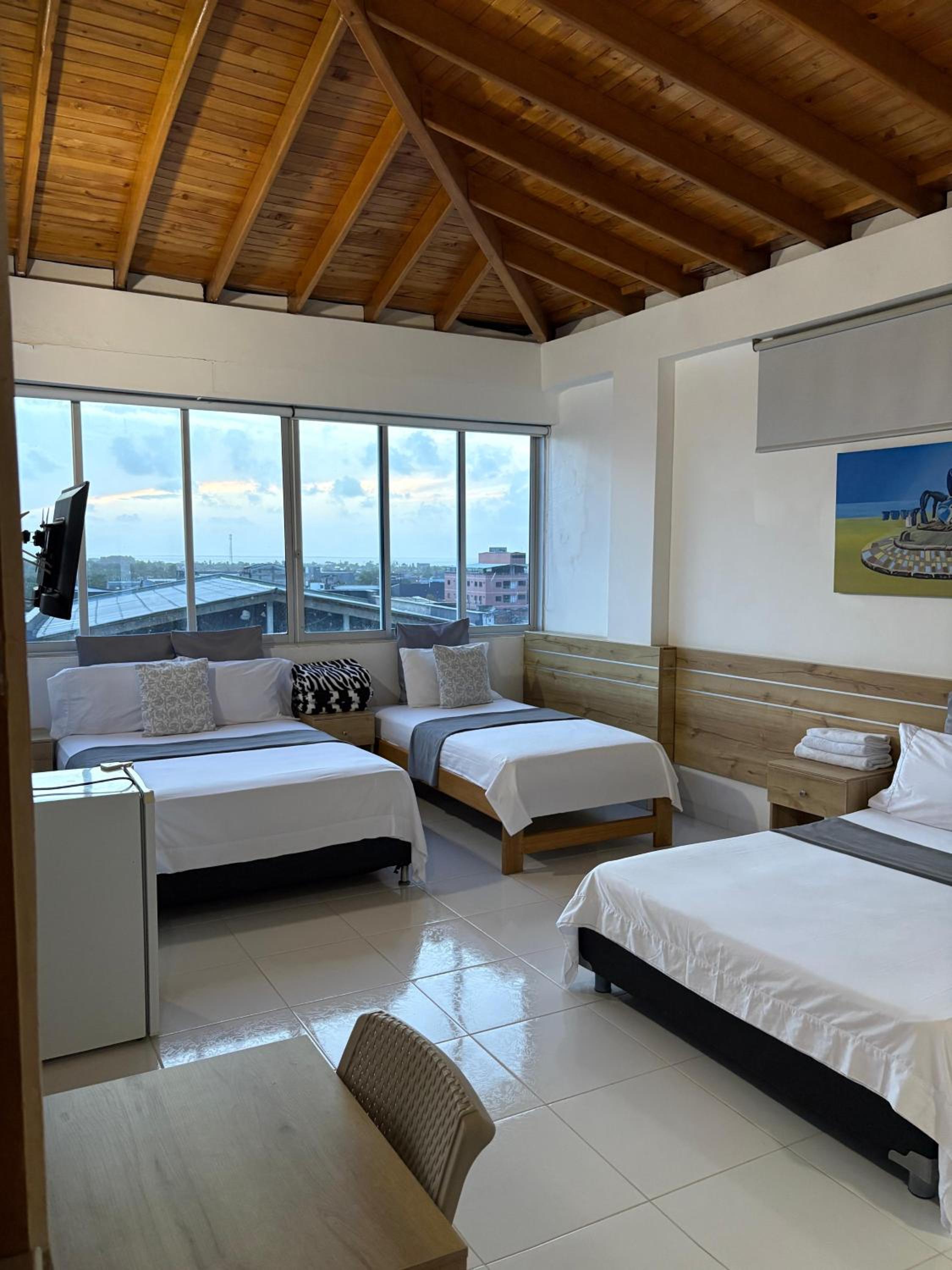 Standard Triple Room photo 2