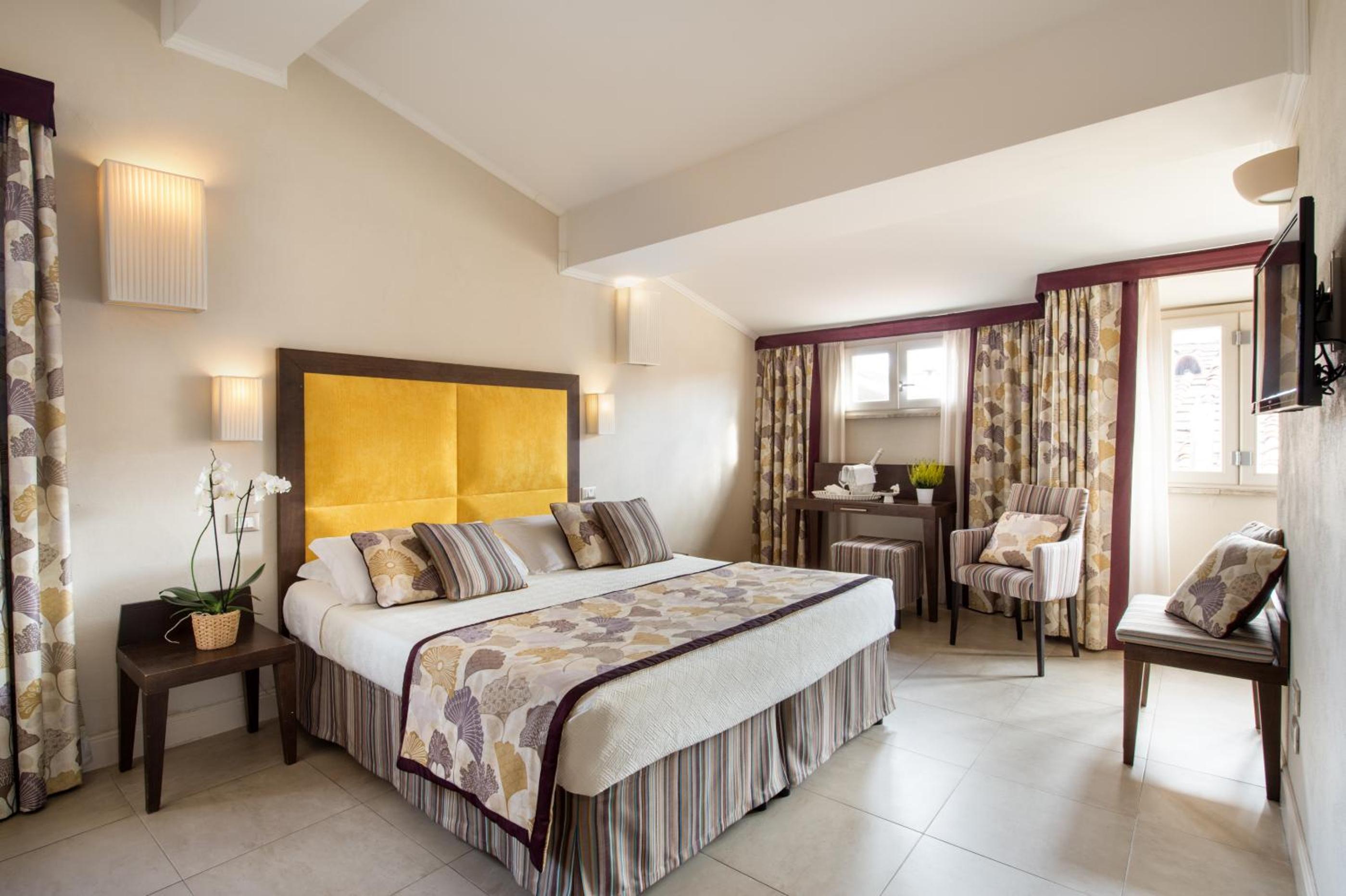 Superior Double or Twin Room photo 2