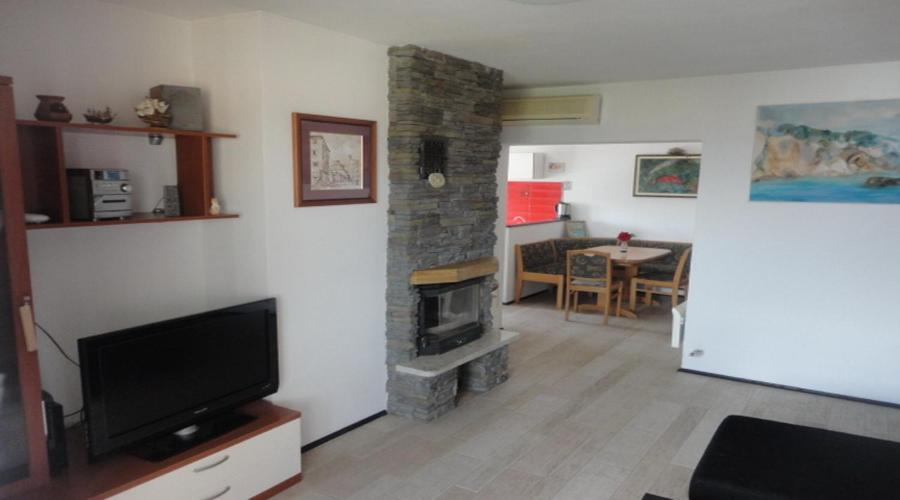 Apartment with Sea View photo 2
