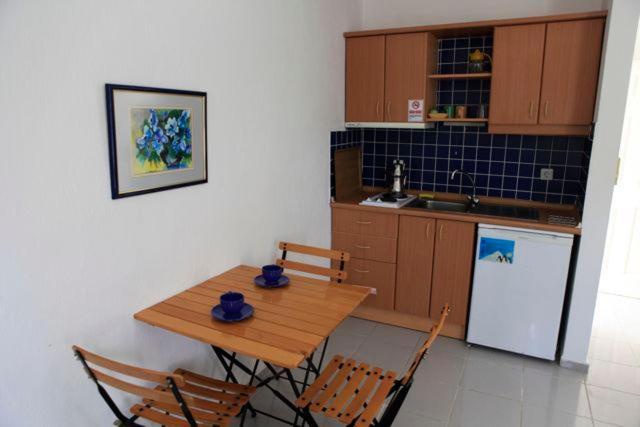 Studio (2 Adults) - Photo 7