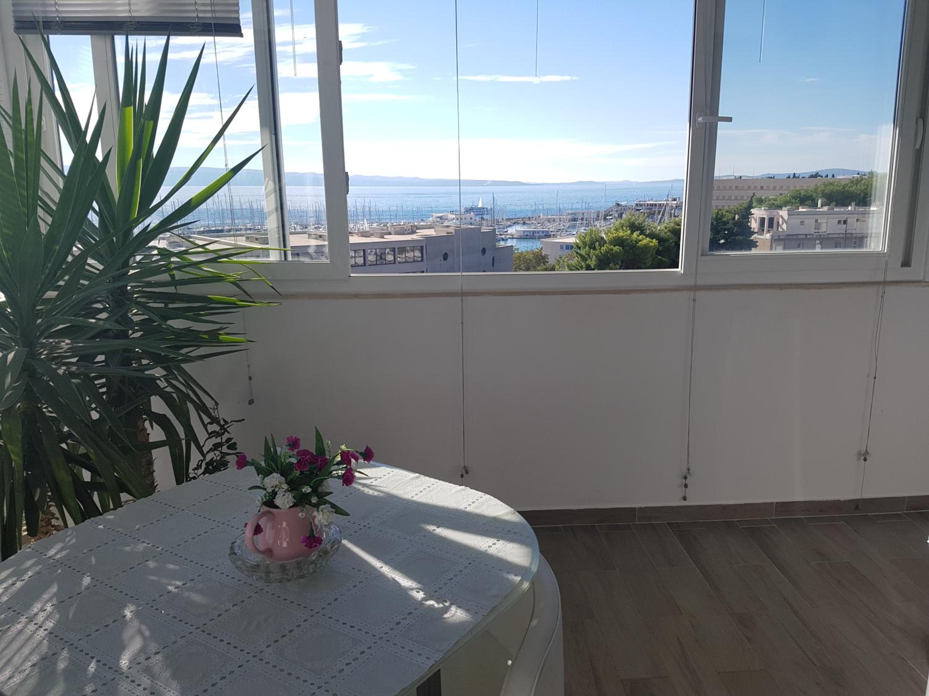 Apartment with Sea View - Photo 47