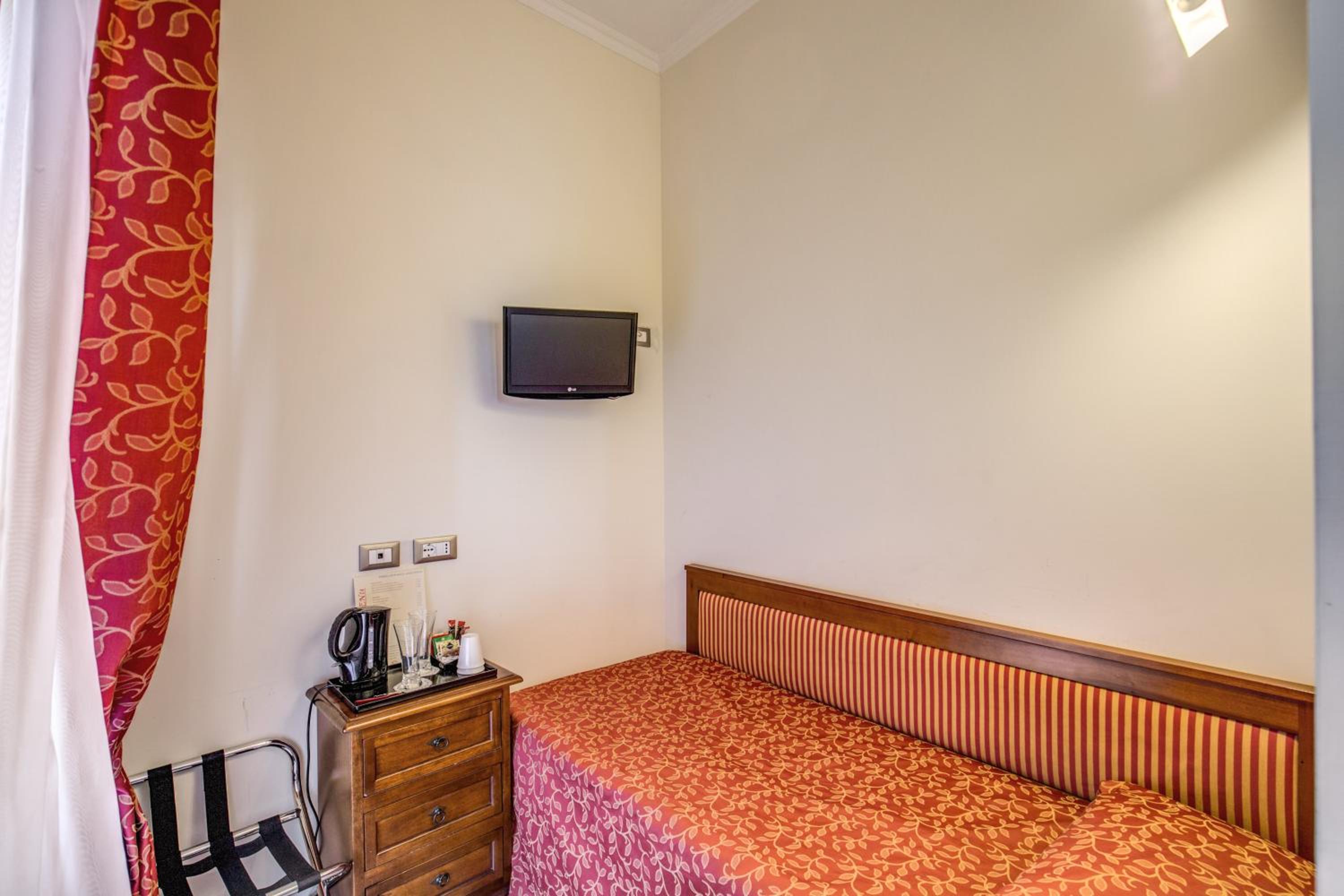 Quadruple Room photo 3