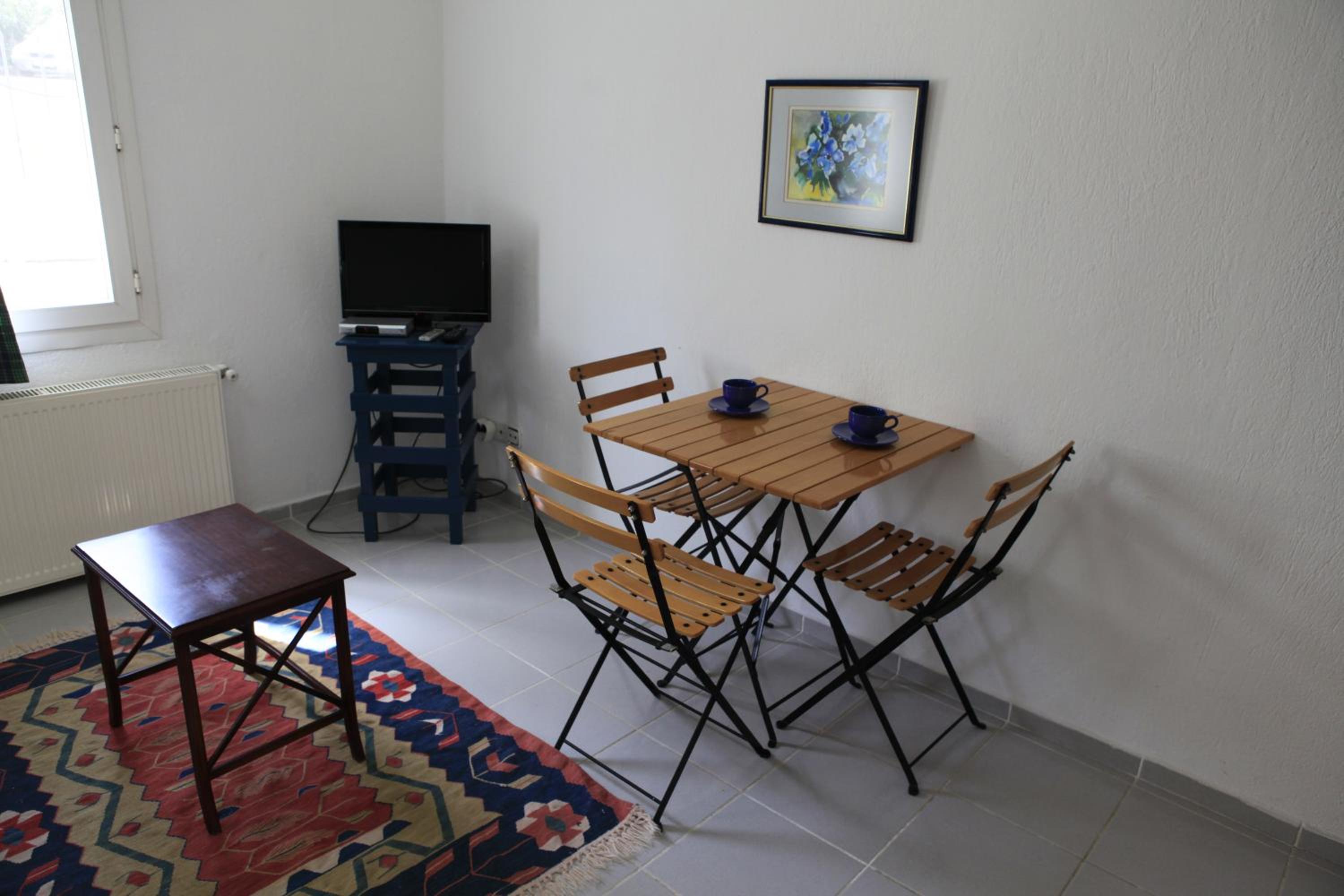 Studio (2 Adults) - Photo 4