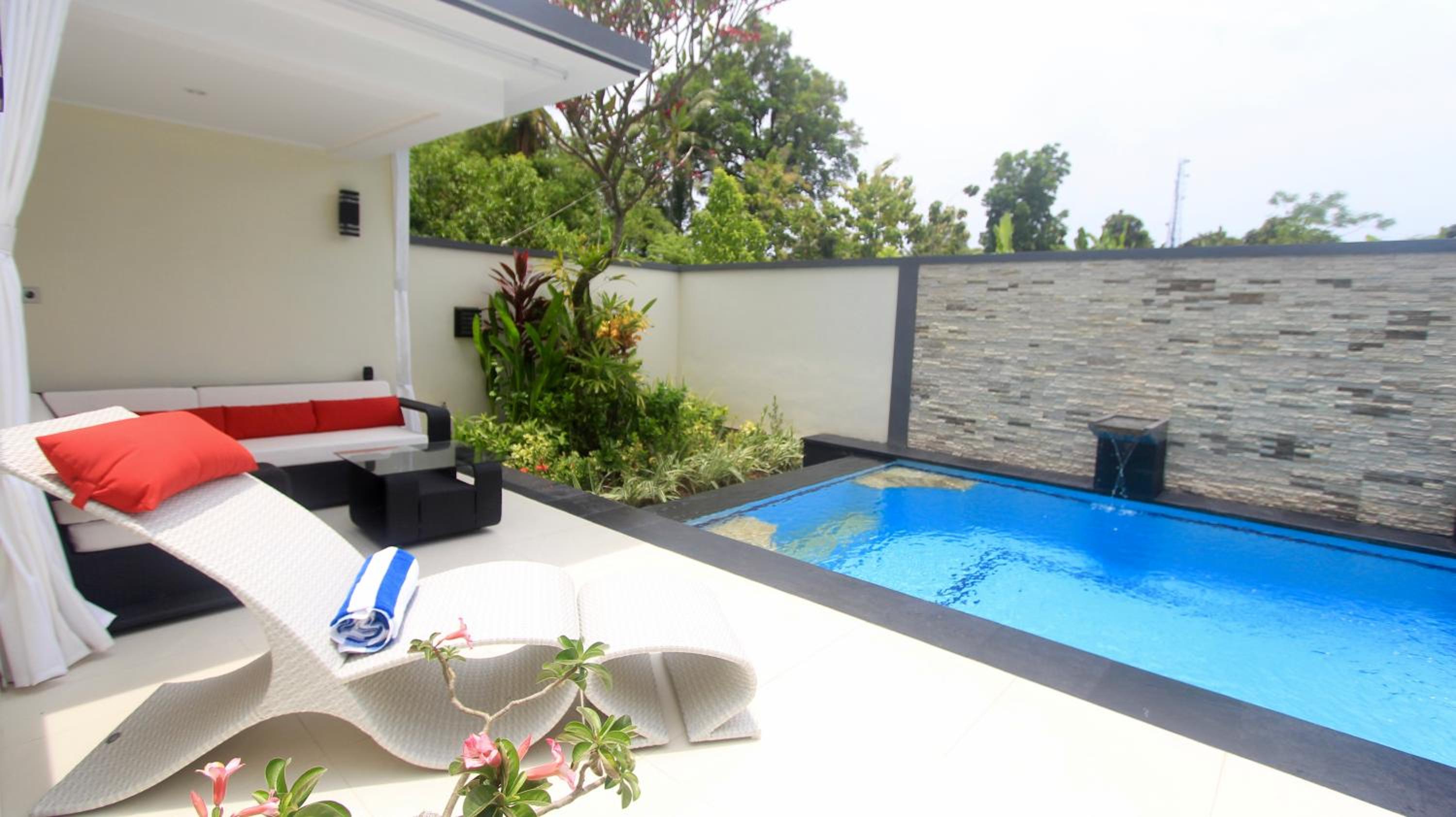 Villa photo 3