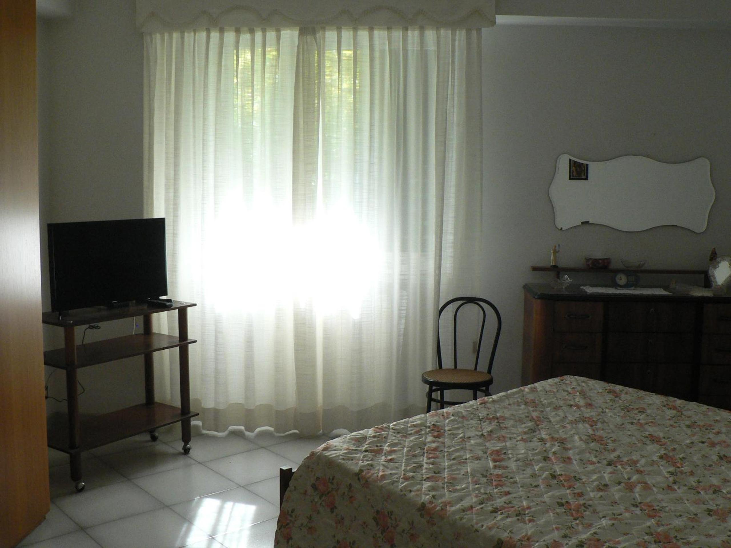 Deluxe Double Room with Shower photo 2