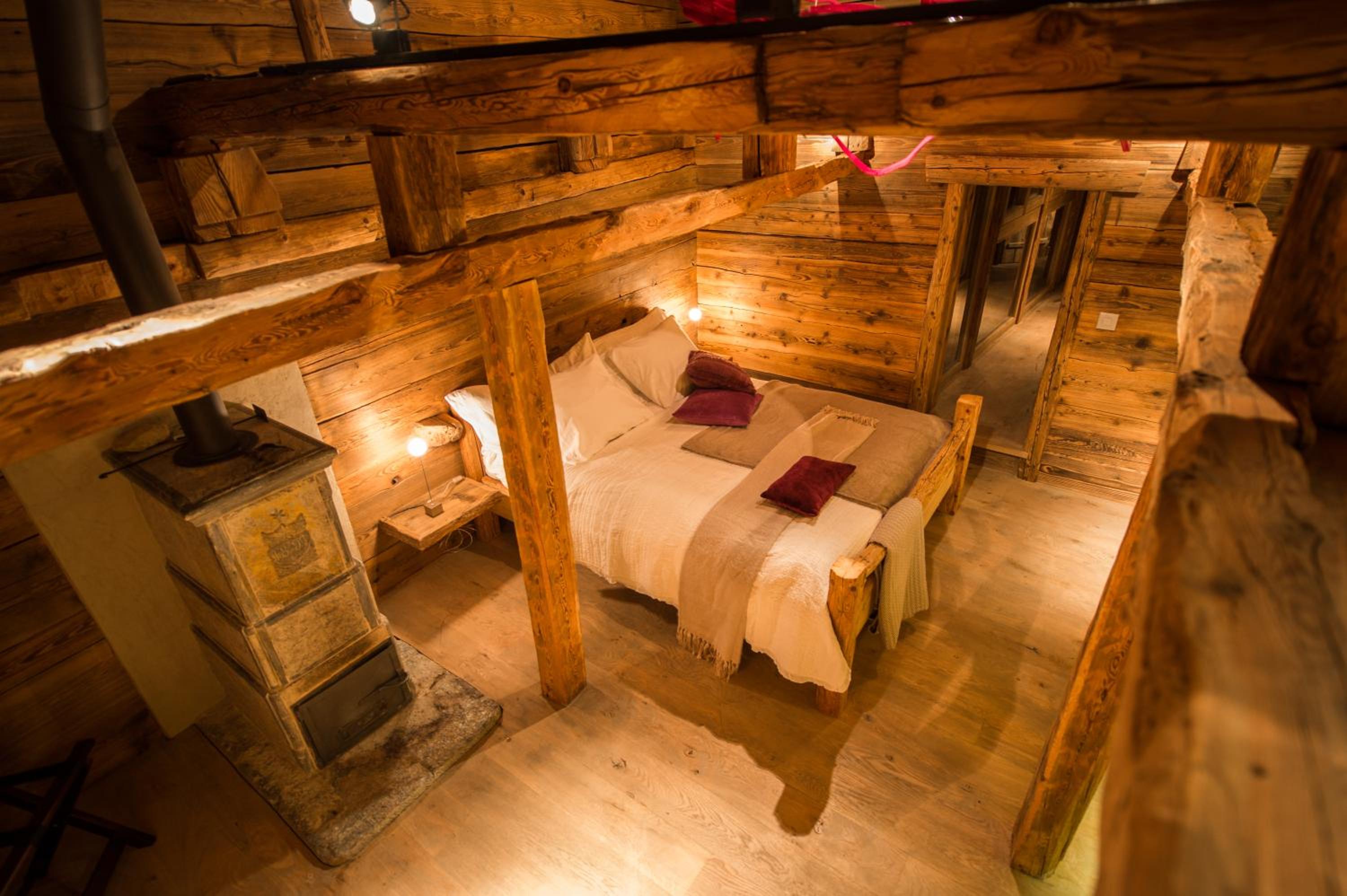 Superior Chalet 7 photo 2