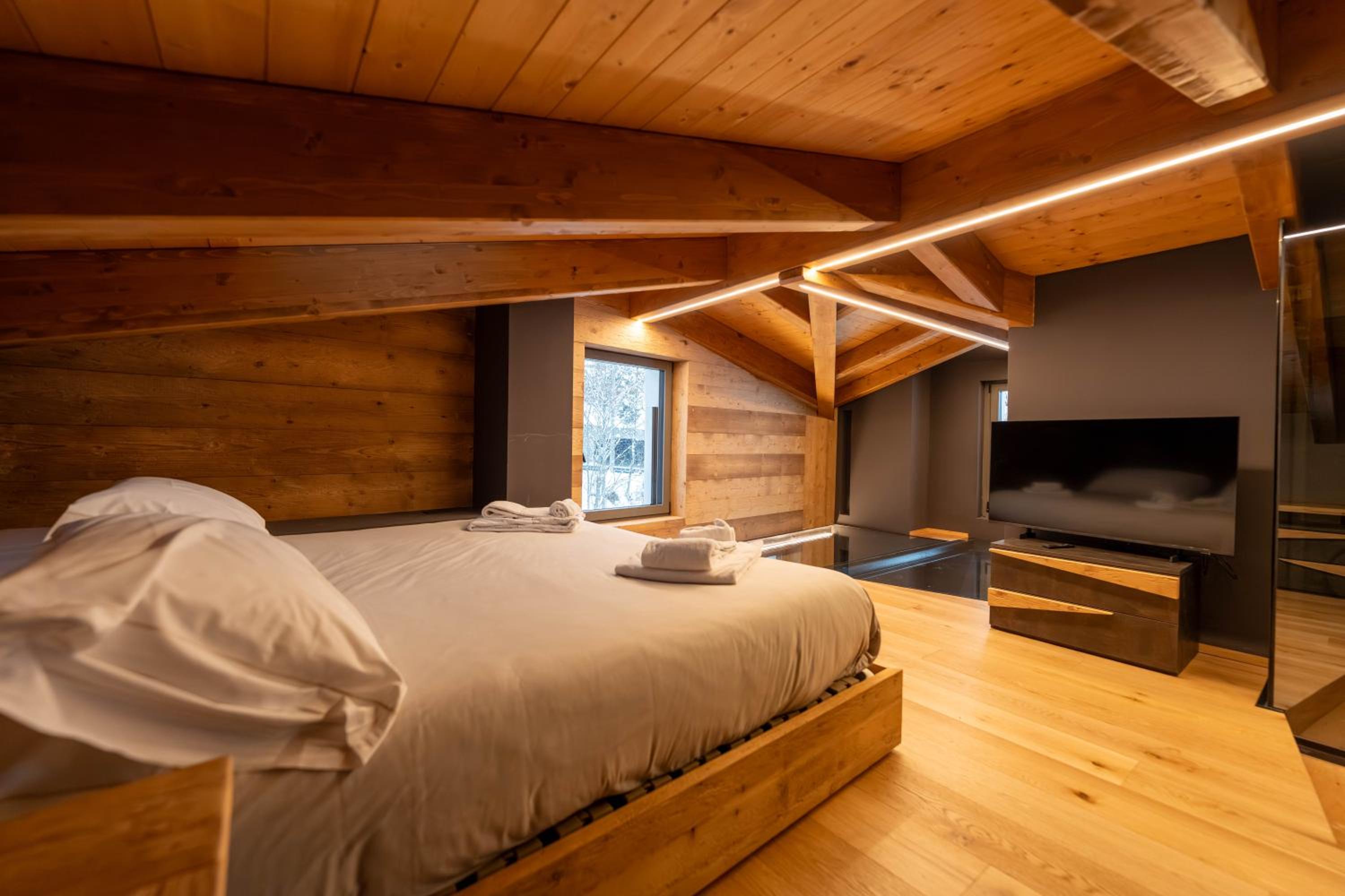 Three-Bedroom Apartment Suite
