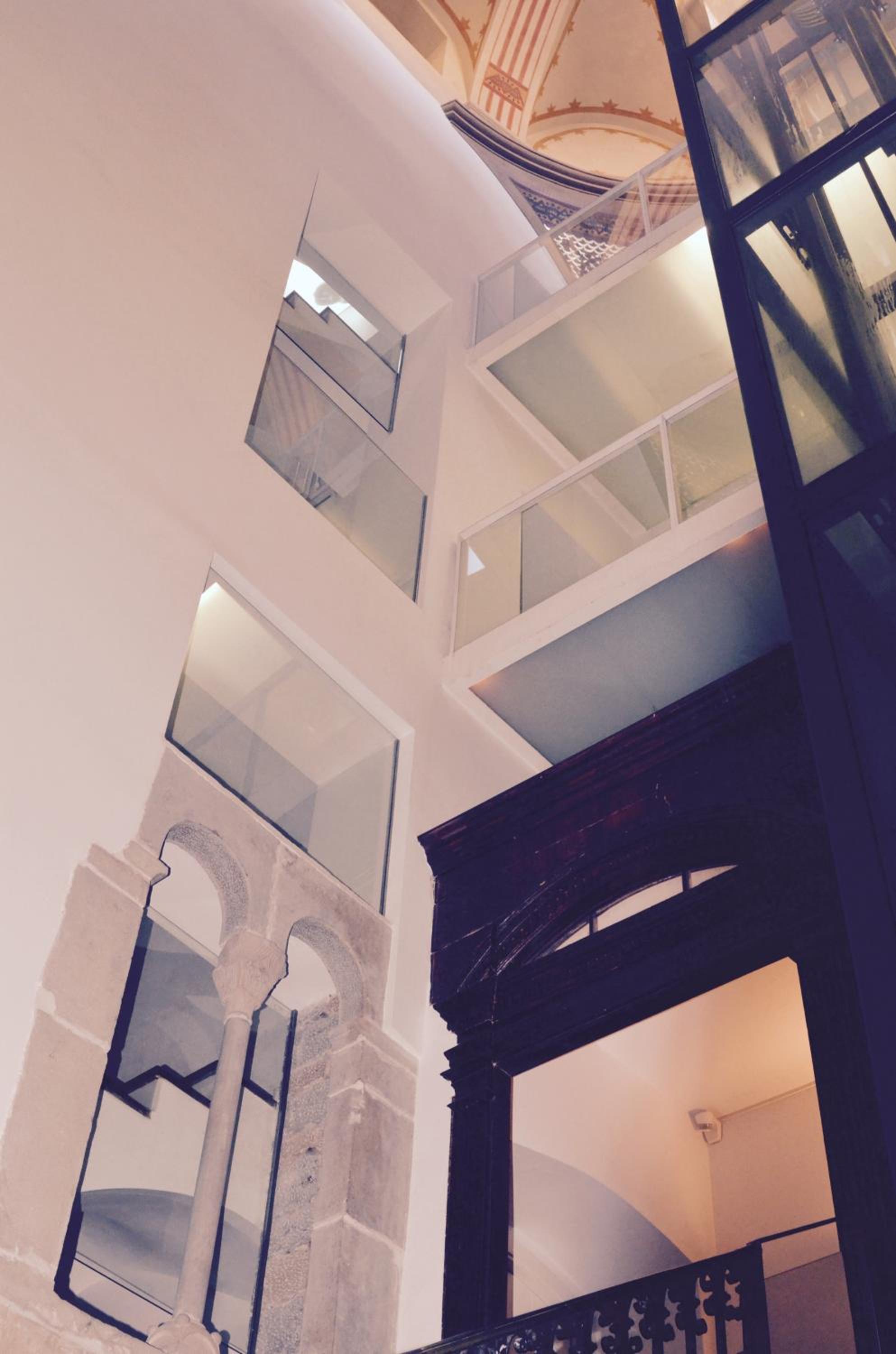 Apartment - Split Level photo 2
