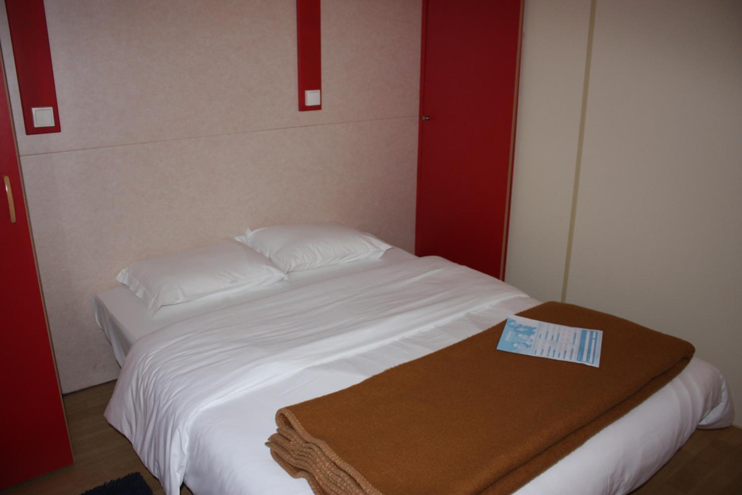 Bungalow (2 Adults) photo 1
