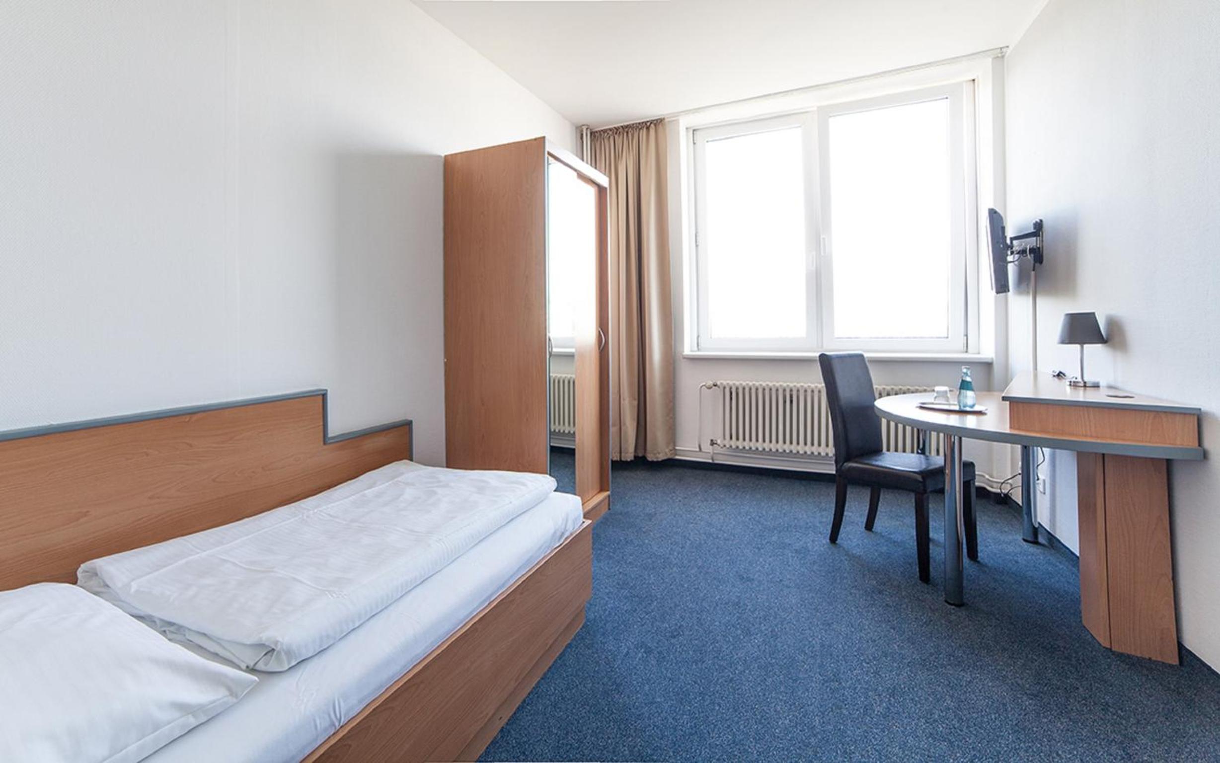 Single Room photo 1