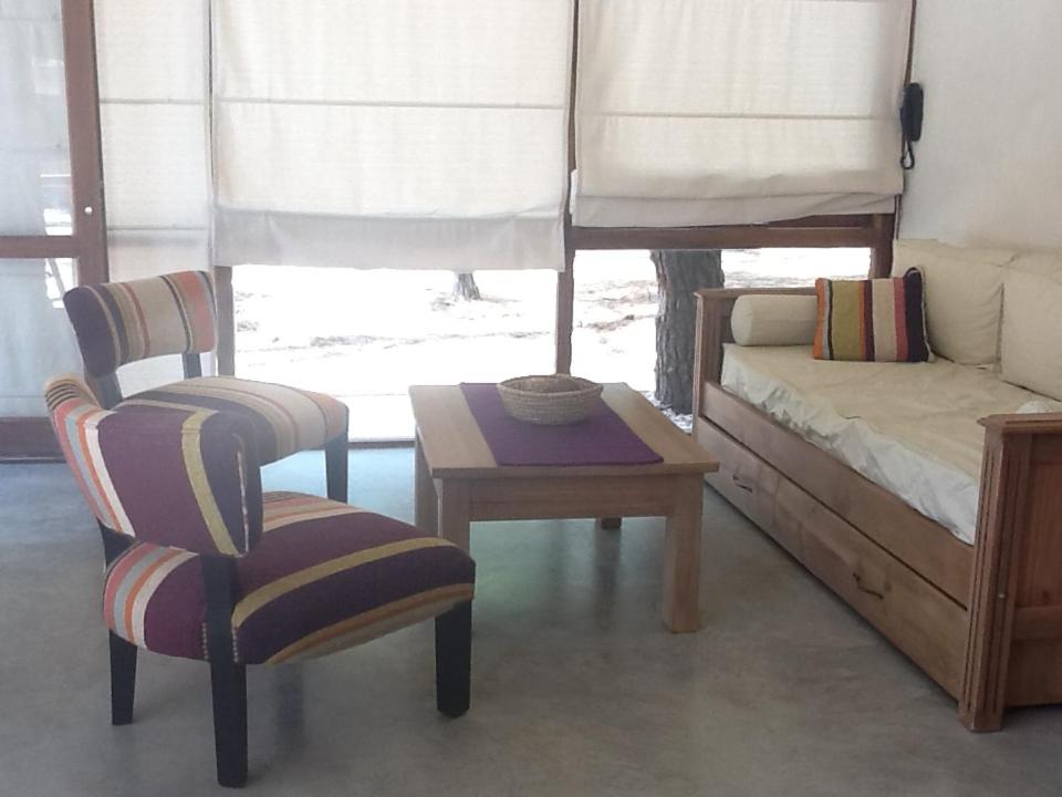 One-Bedroom Bungalow photo 1