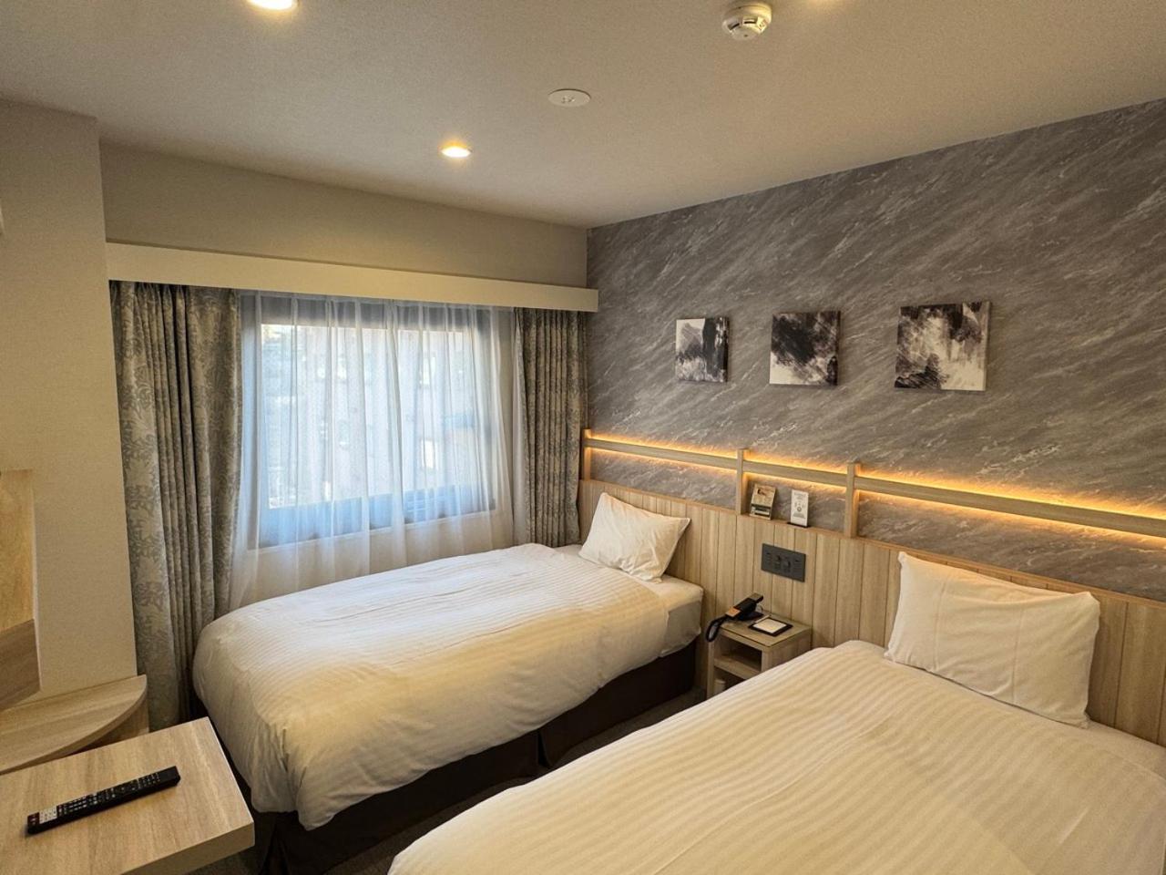 Superior Twin Room photo 3