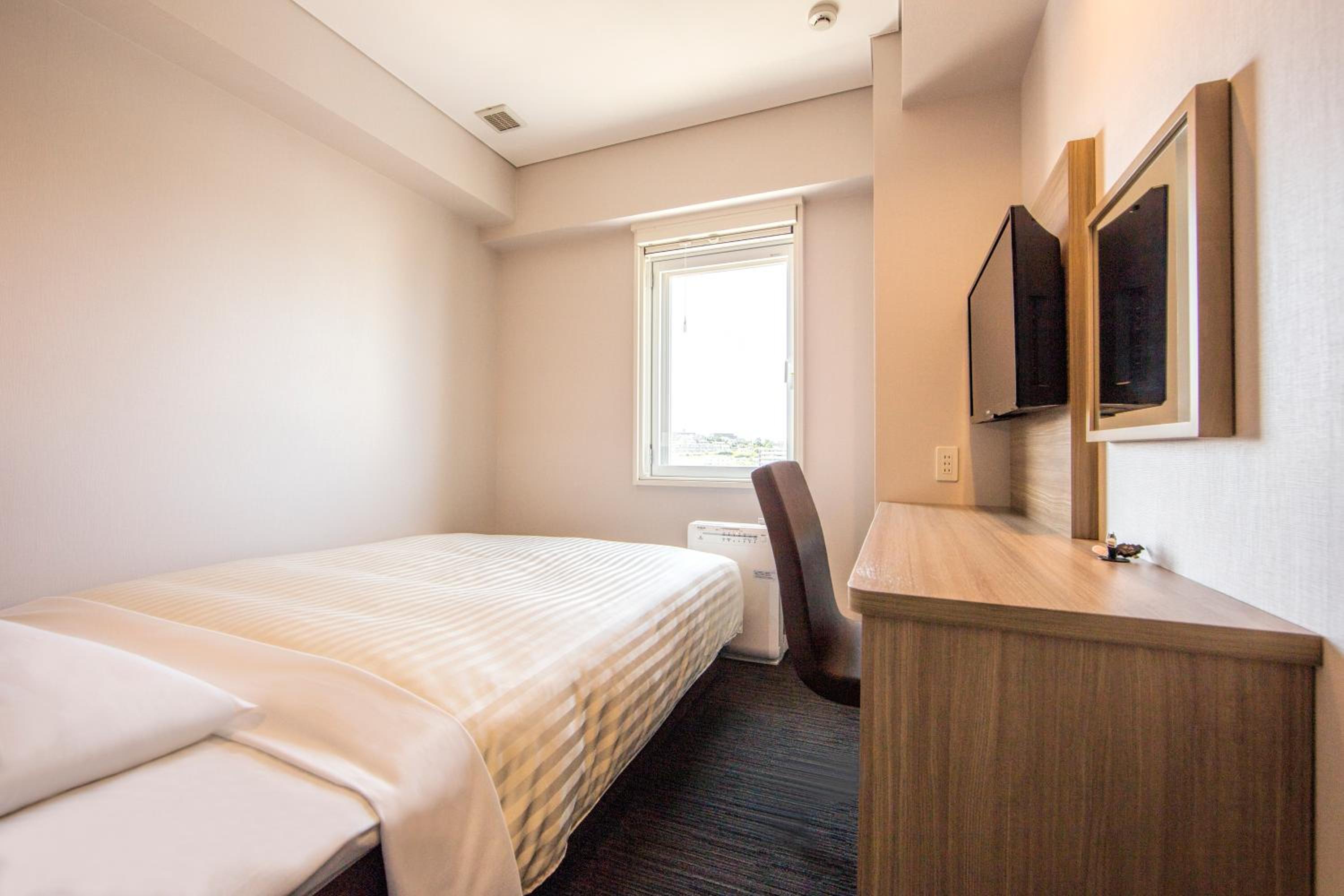 Double Room - Non-Smoking  - Photo 1