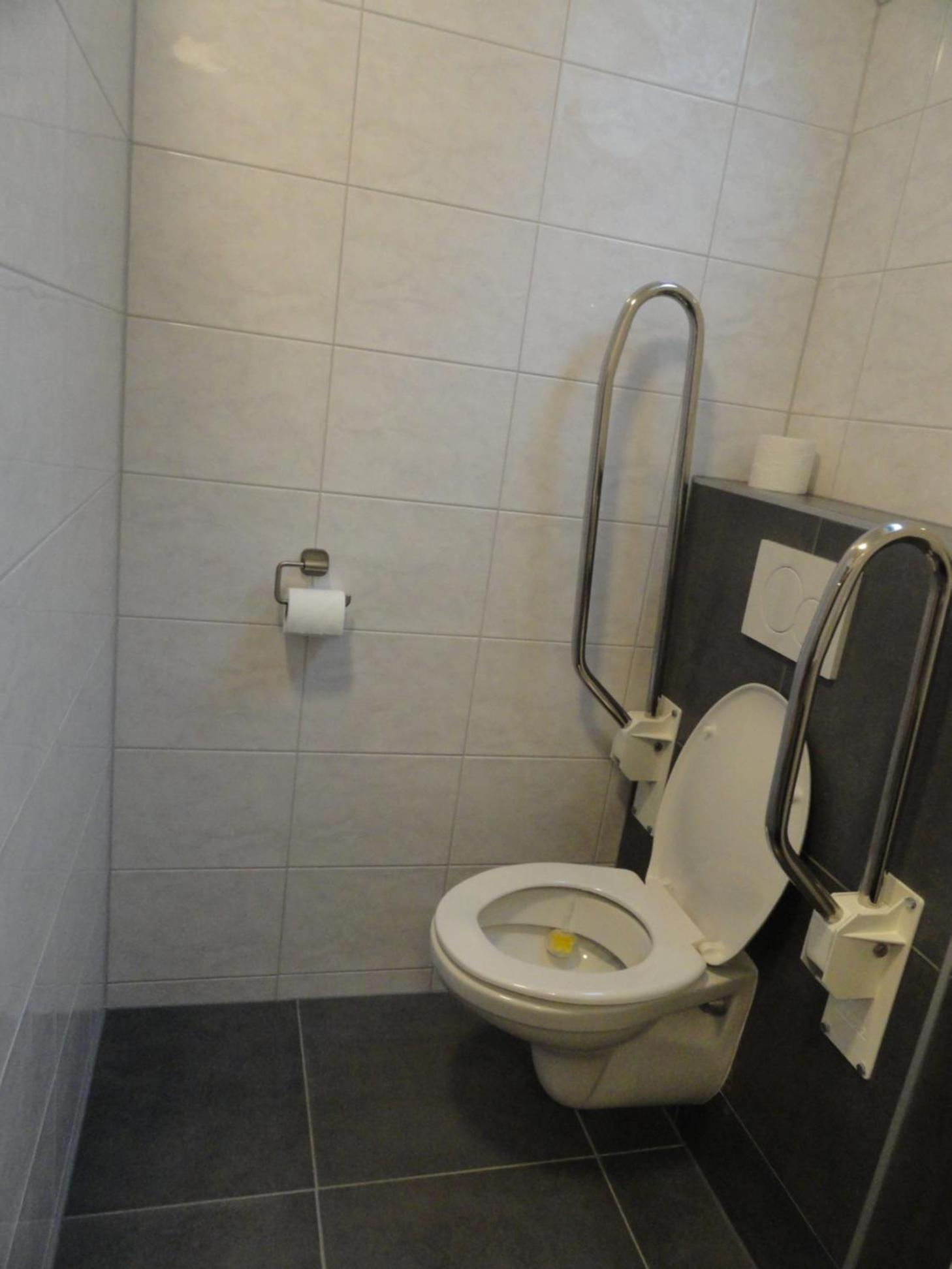 Two-Bedroom Suite photo 3