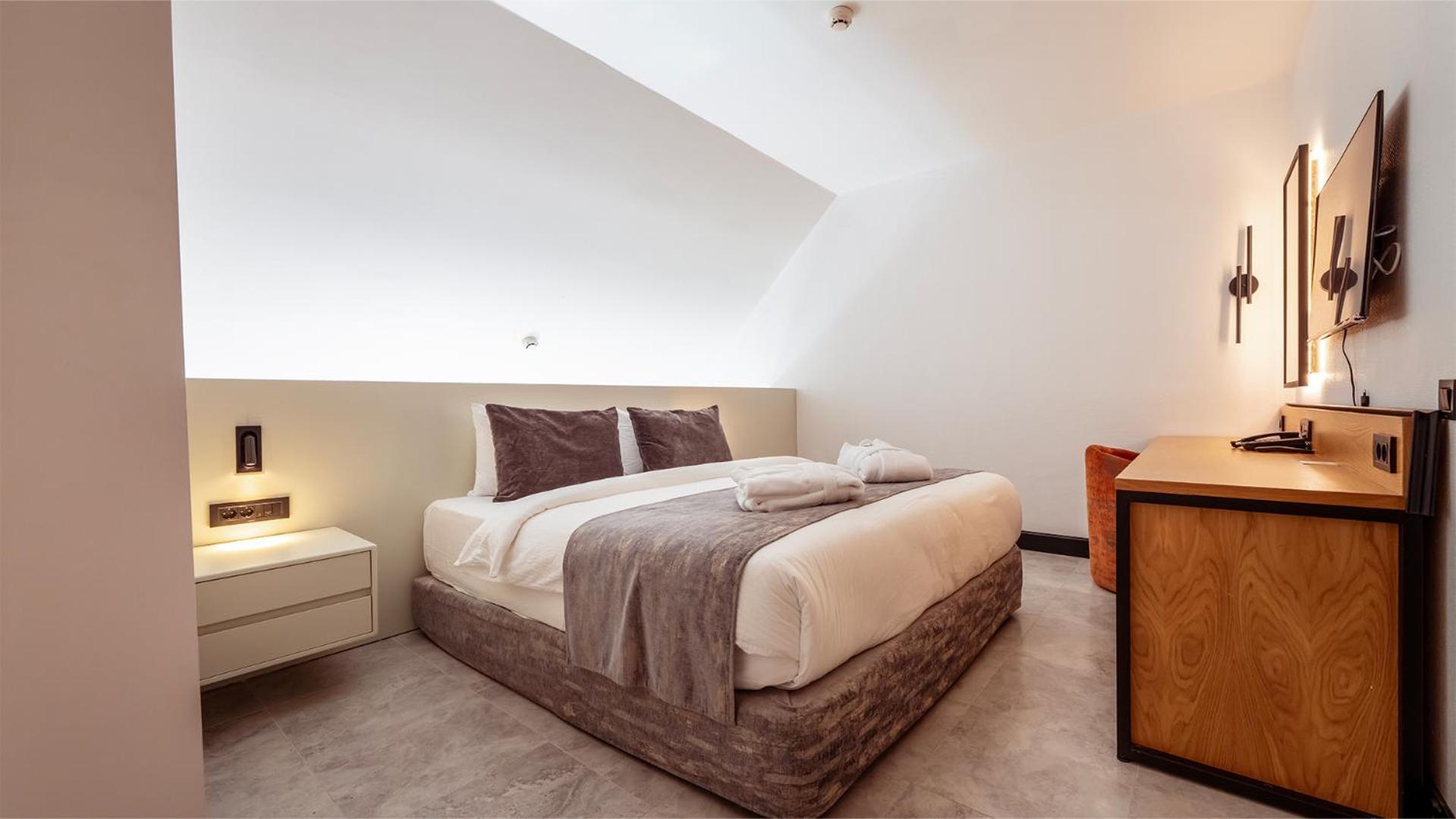 Junior Suite with Mountain View photo 2