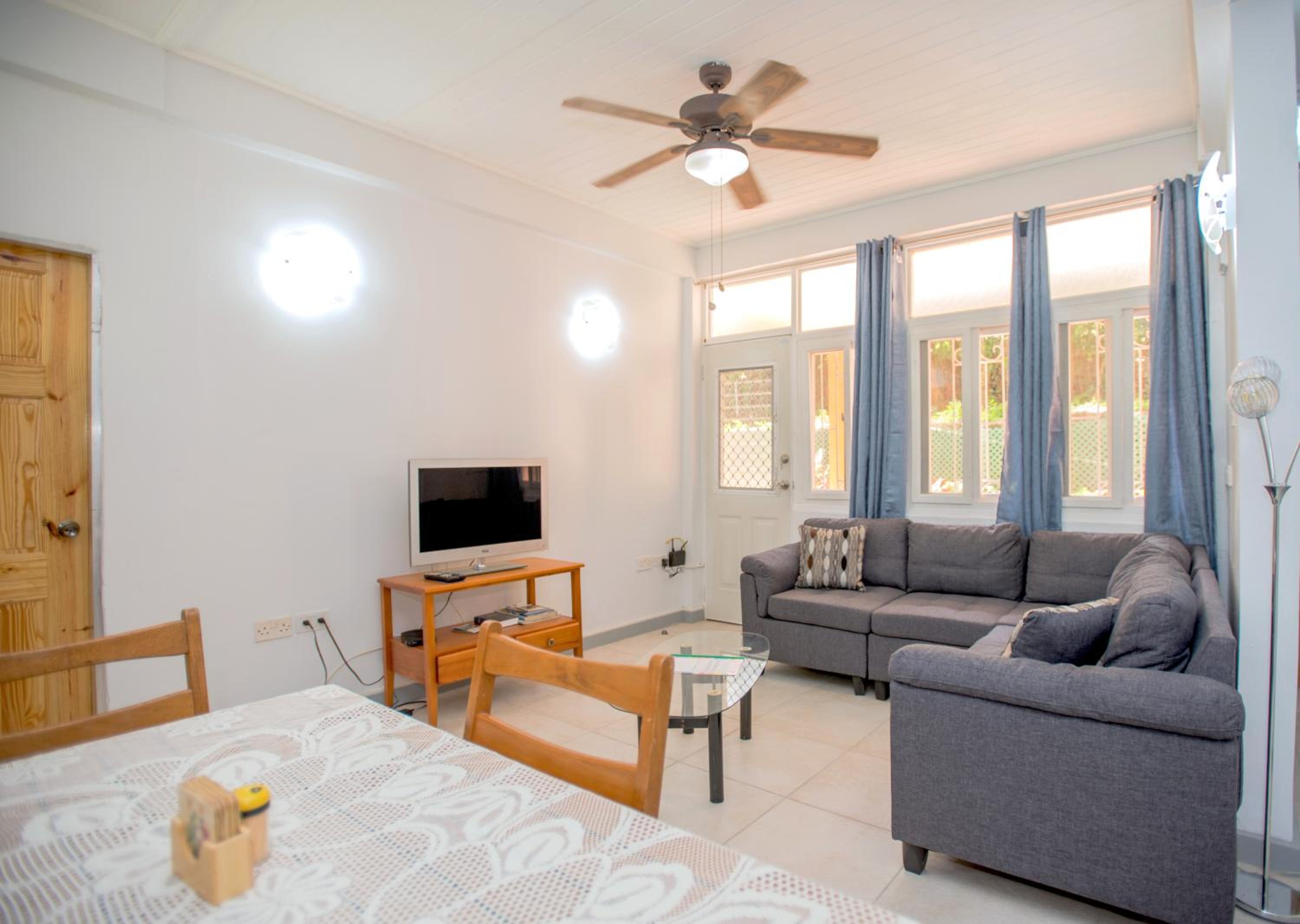 Two Bedroom Standard with Two Bathrooms photo 1