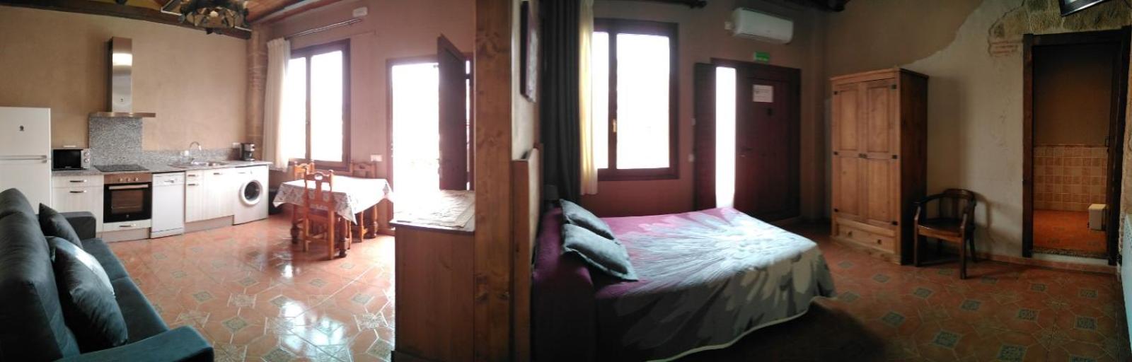 One-Bedroom Apartment with River View photo 2