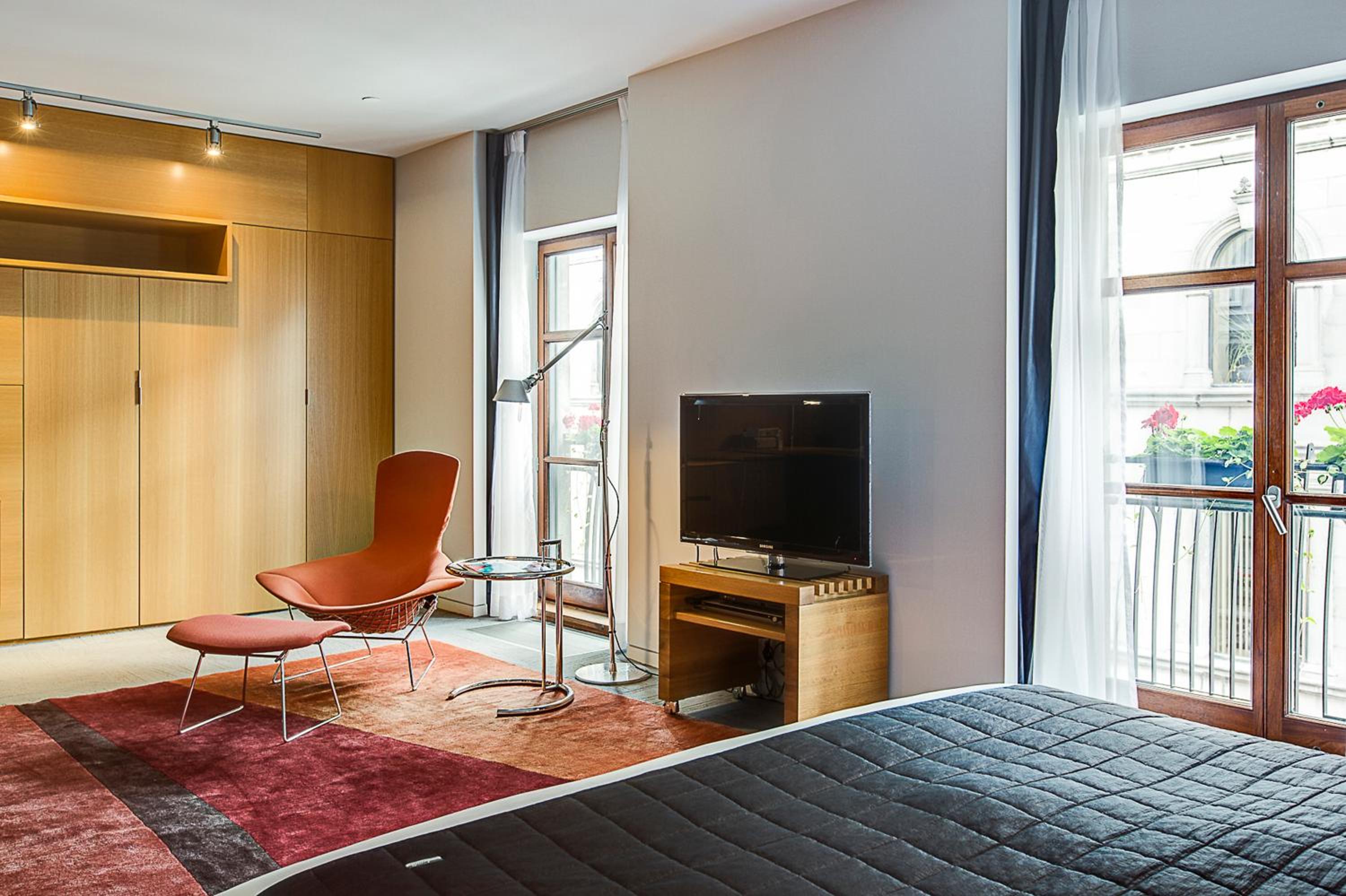 Deluxe Suite - Photo 2