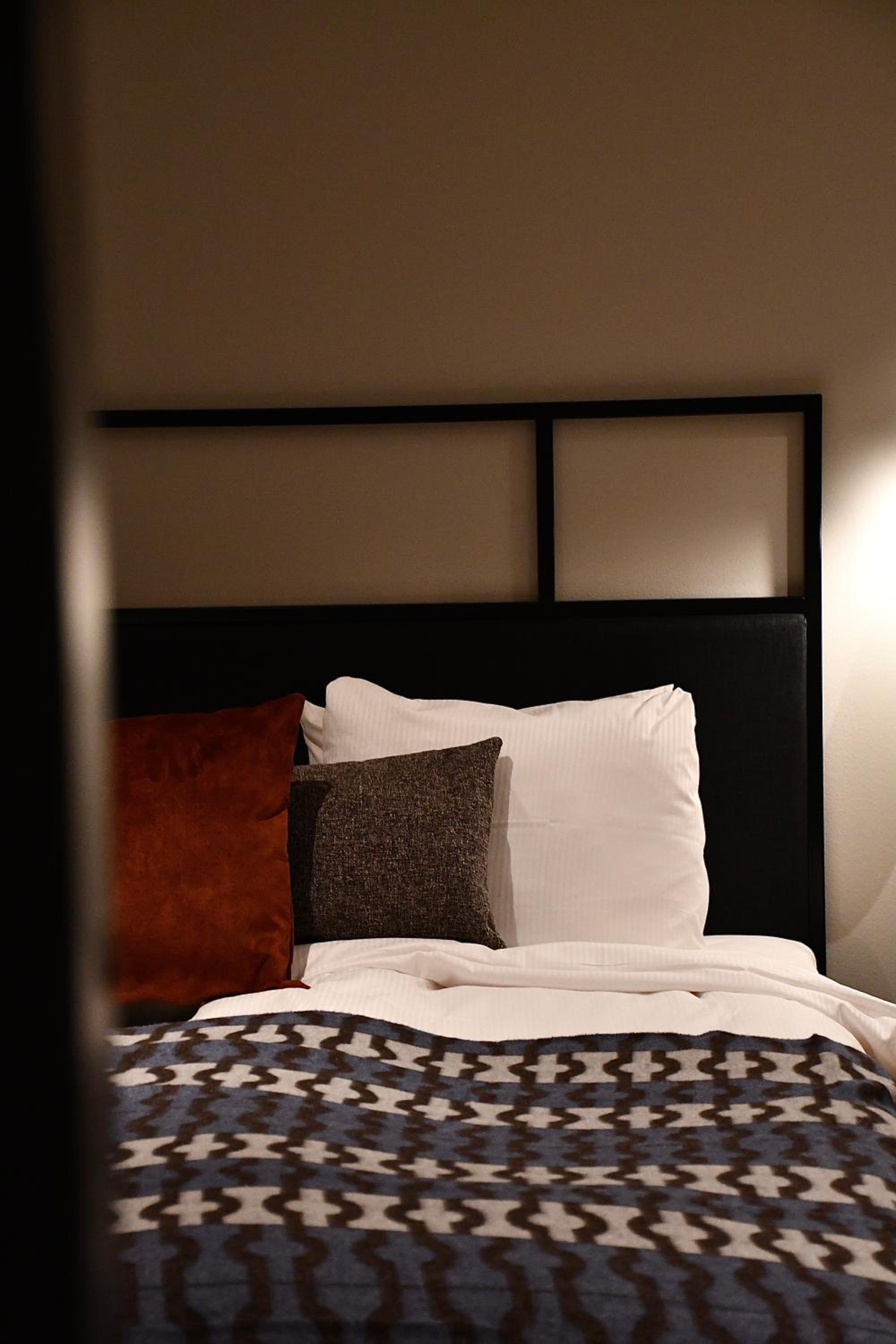 Standard Cabin Room without Window - Photo 10