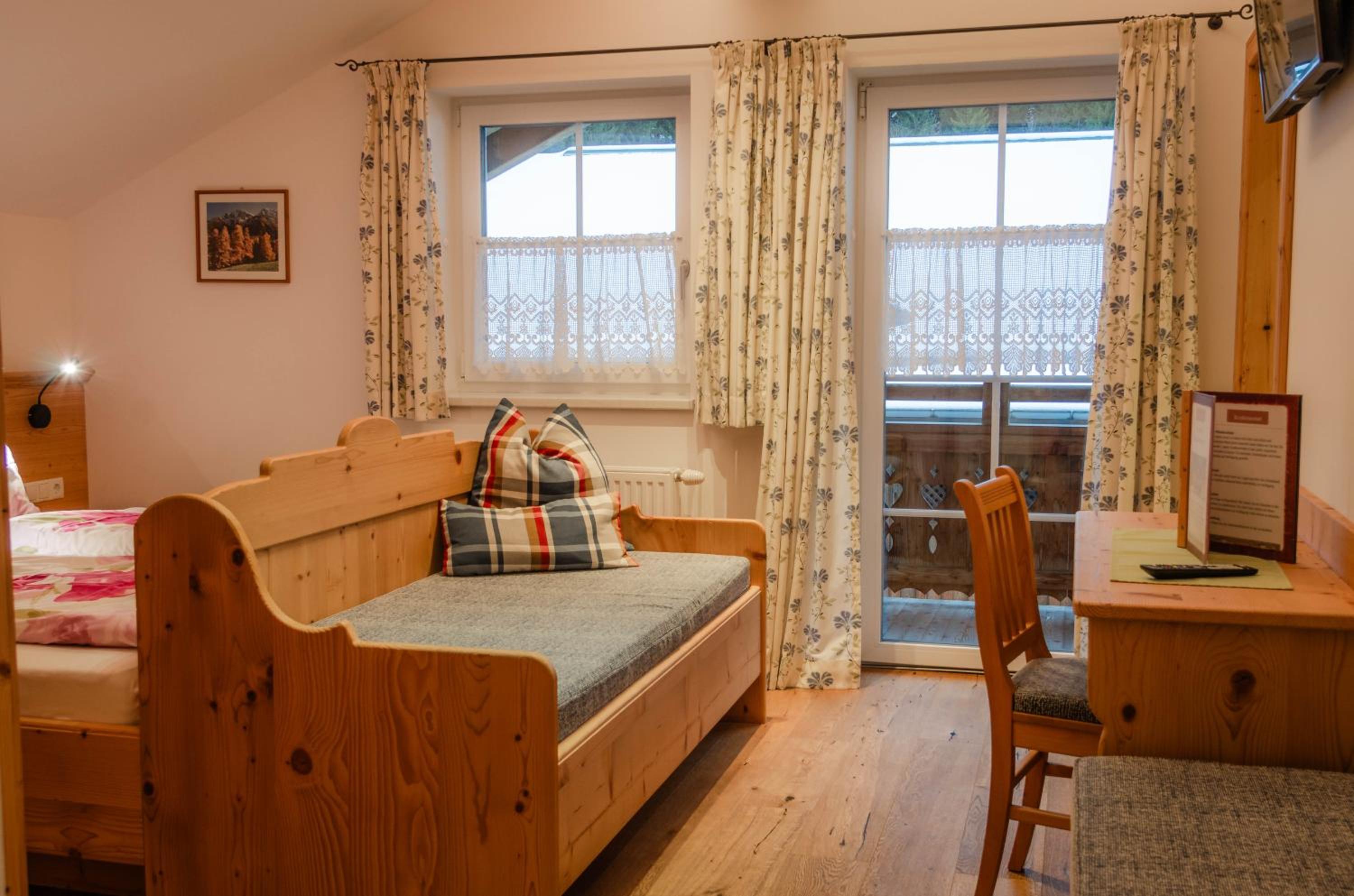 Comfort Triple Room