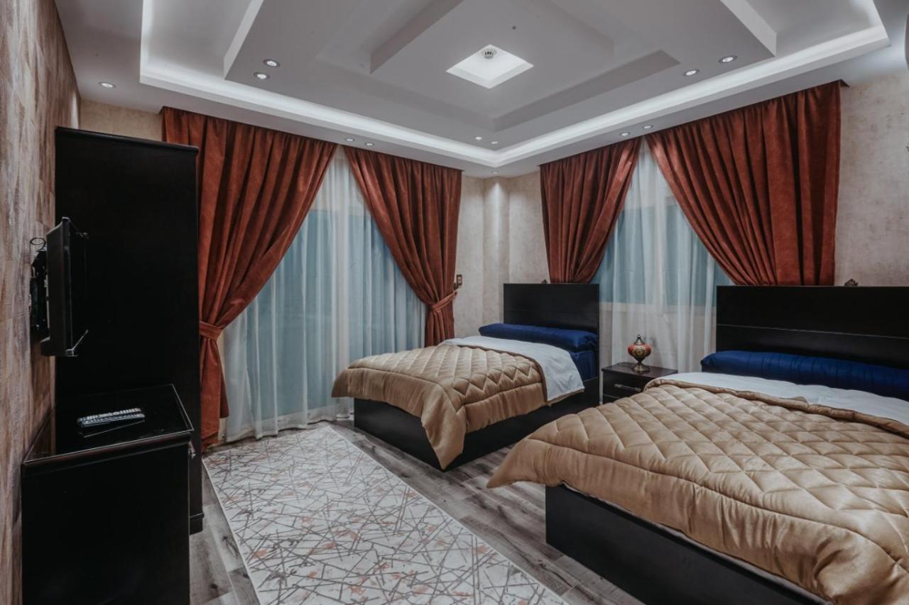 Deluxe Double or Twin Room photo 2
