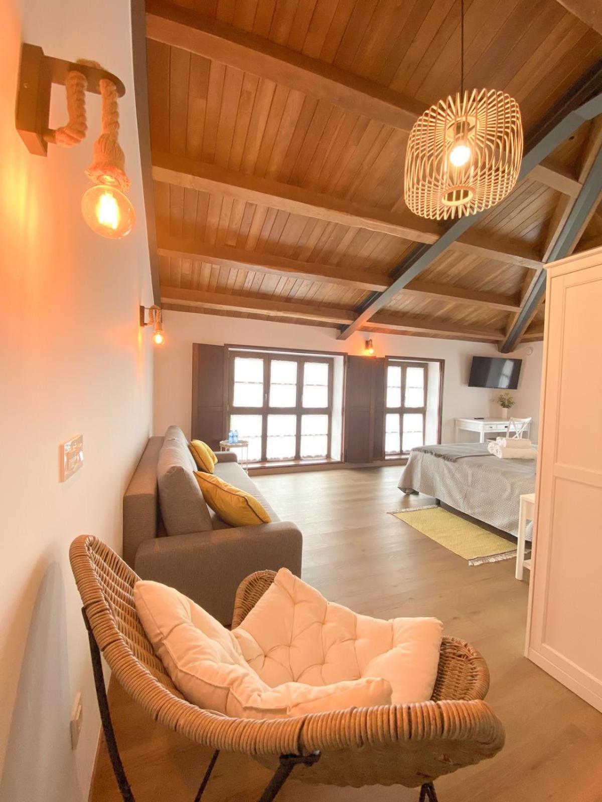 Deluxe Suite with Spa Bath
