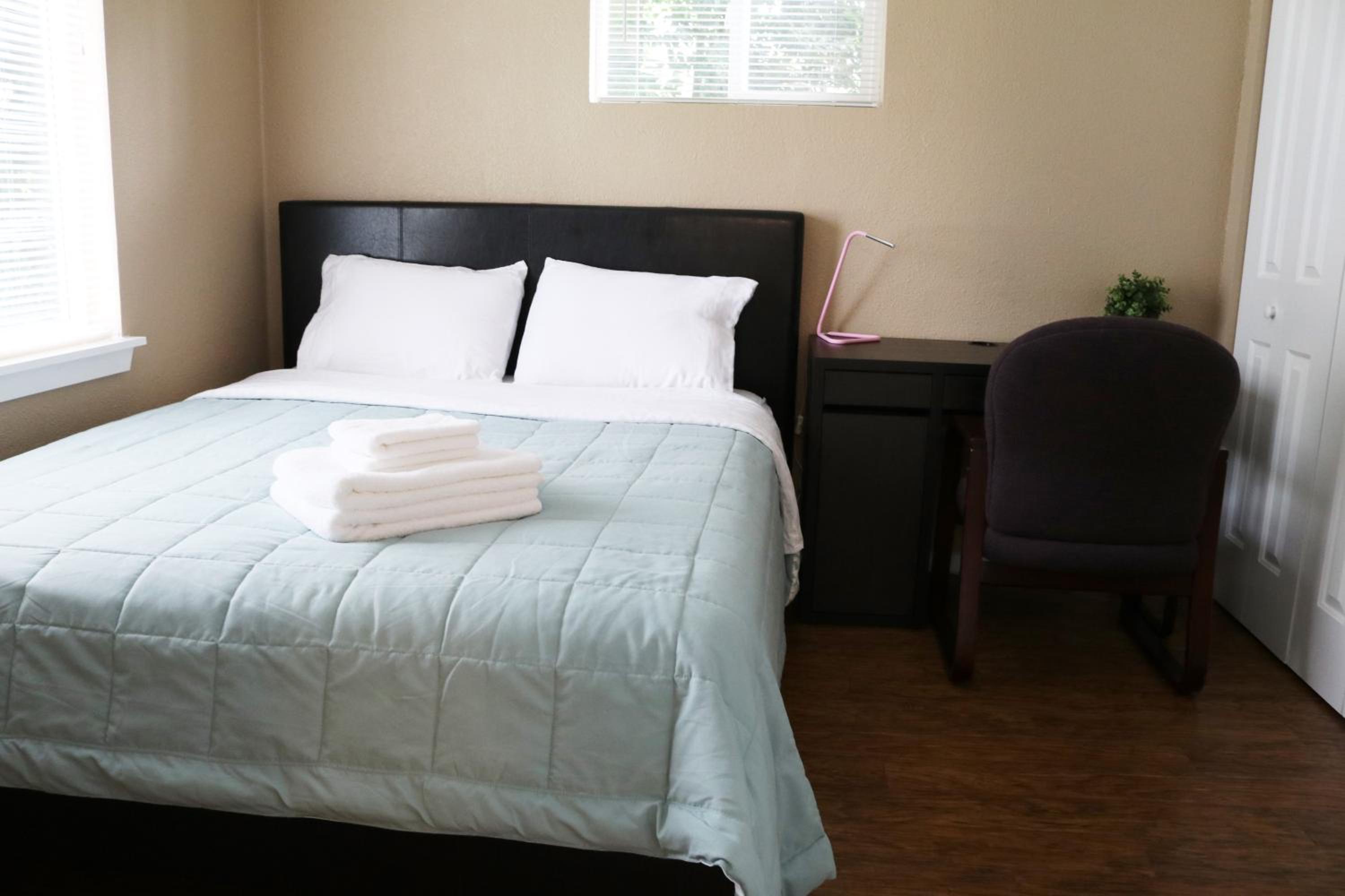 Standard Double Room with Shared Bathroom photo 1