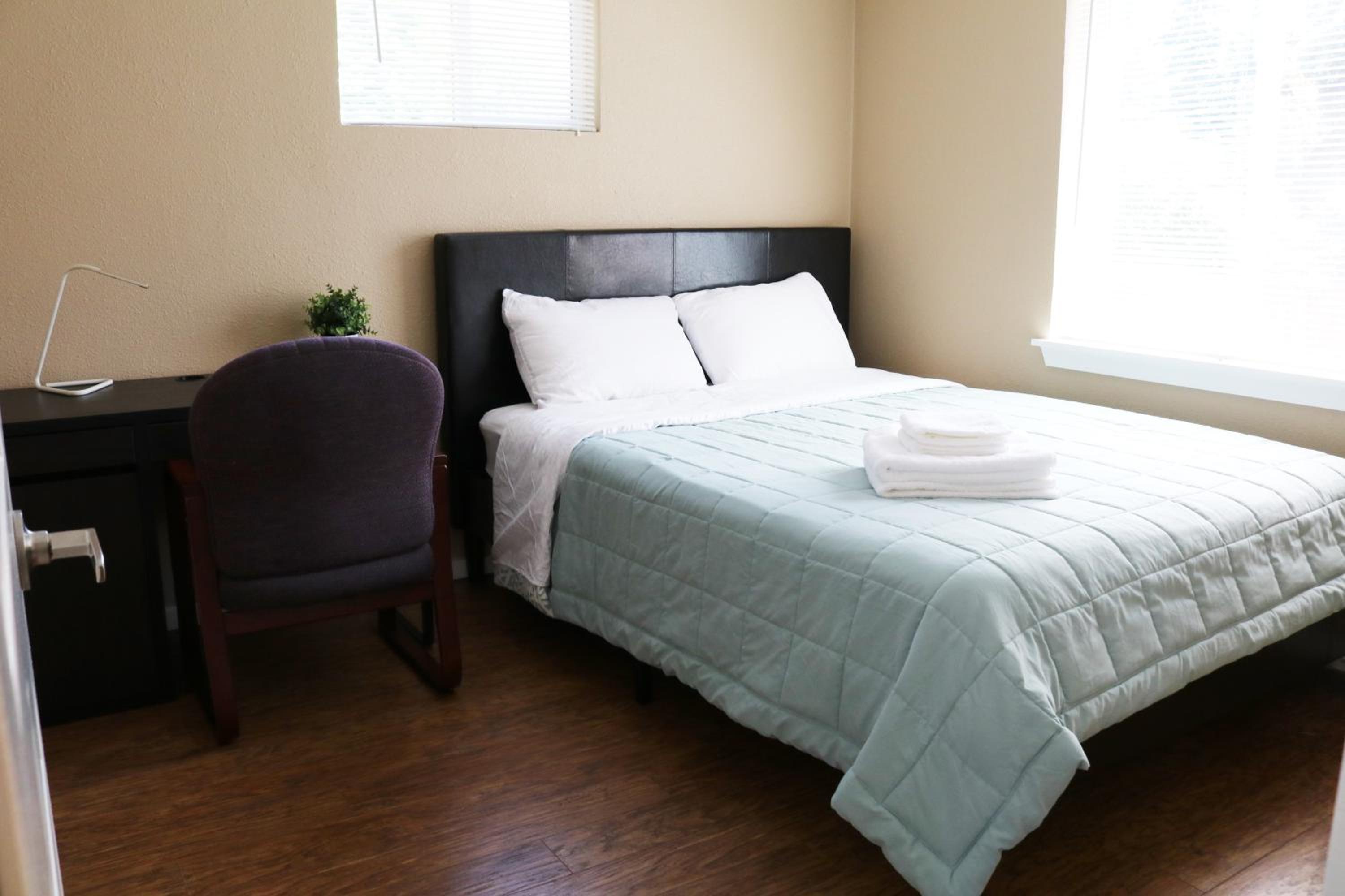 Standard Double Room with Shared Bathroom photo 1