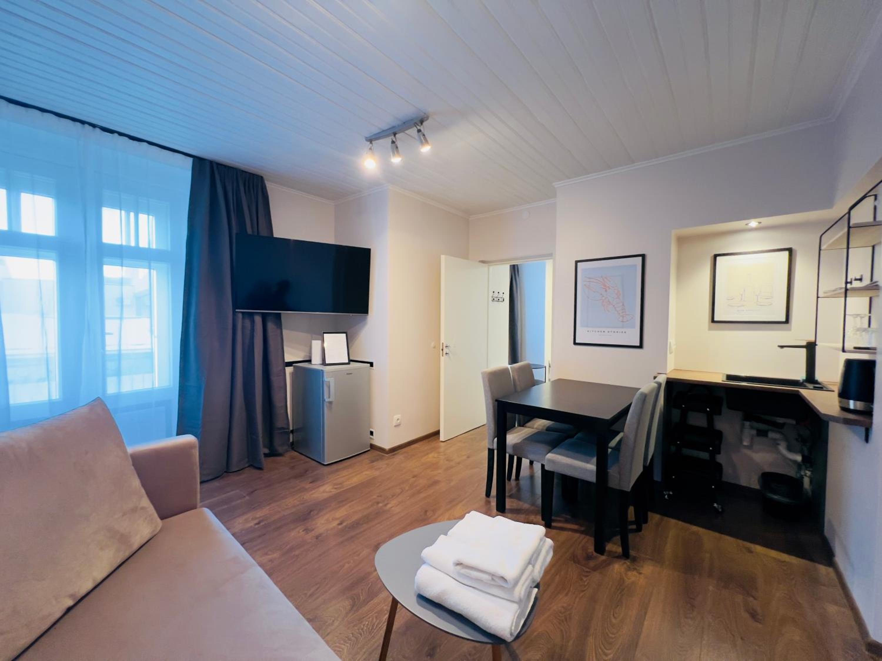 Apartment with View and Balcony photo 3