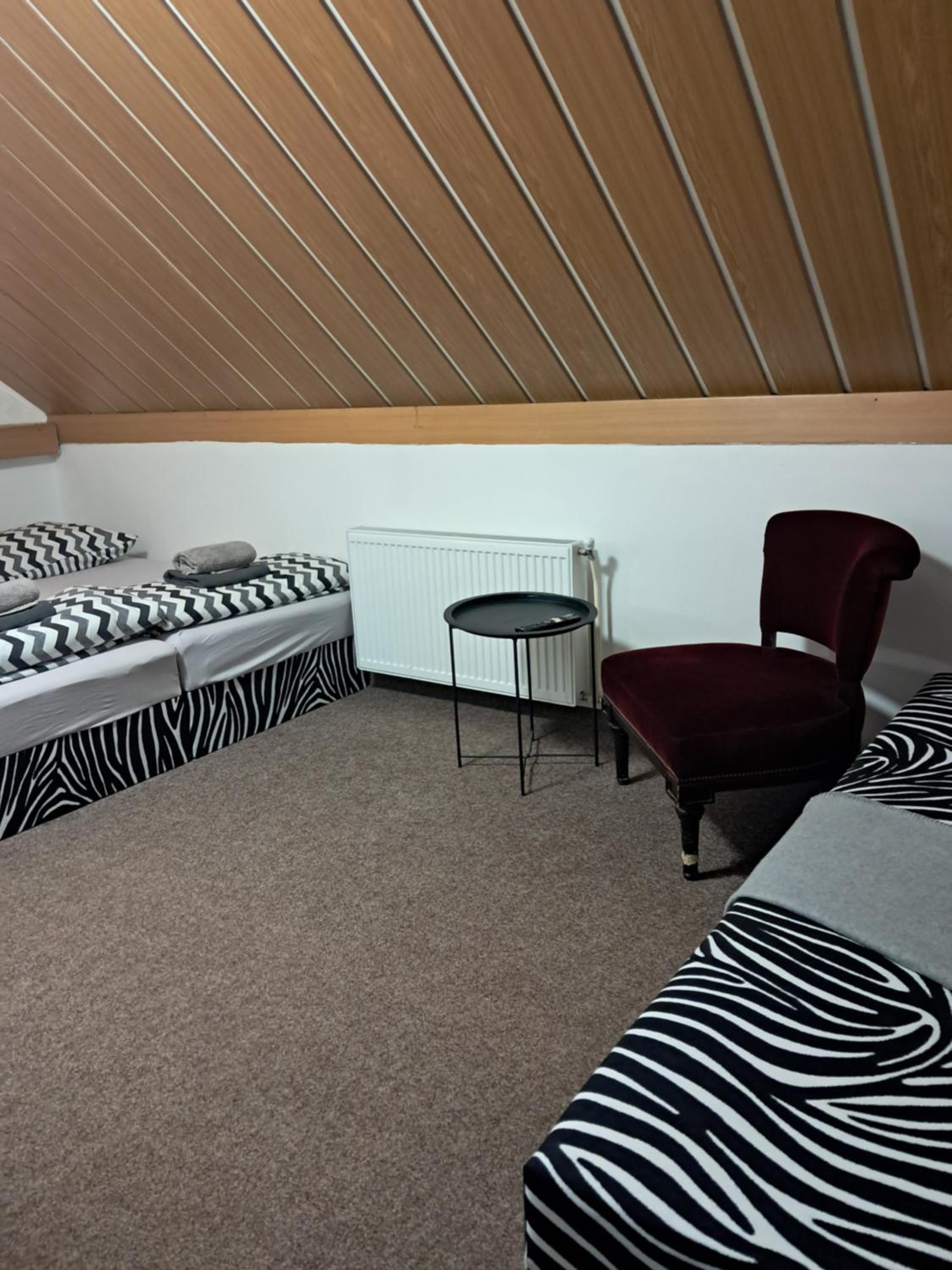 Triple Room photo 2