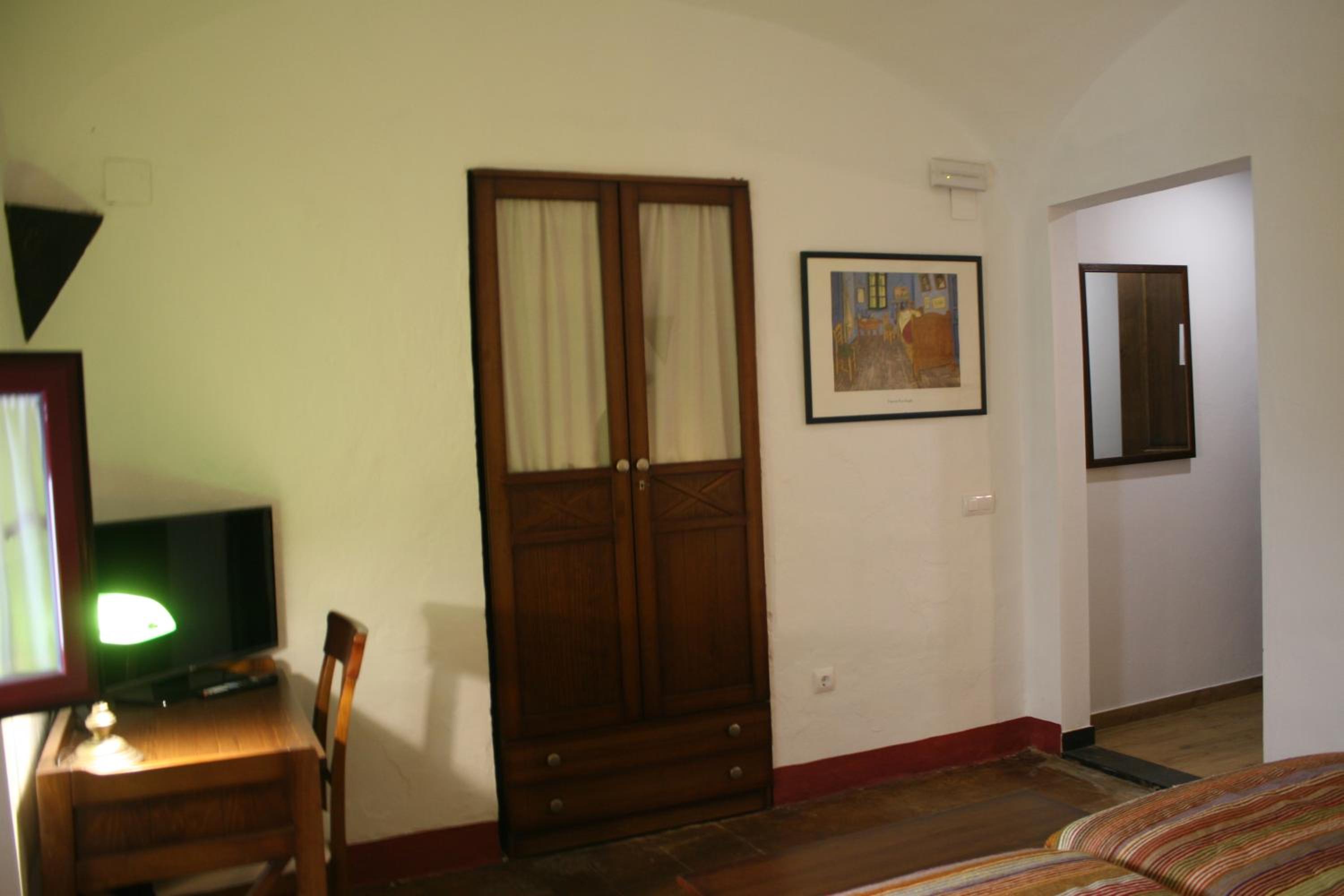 Deluxe Twin Room photo 3